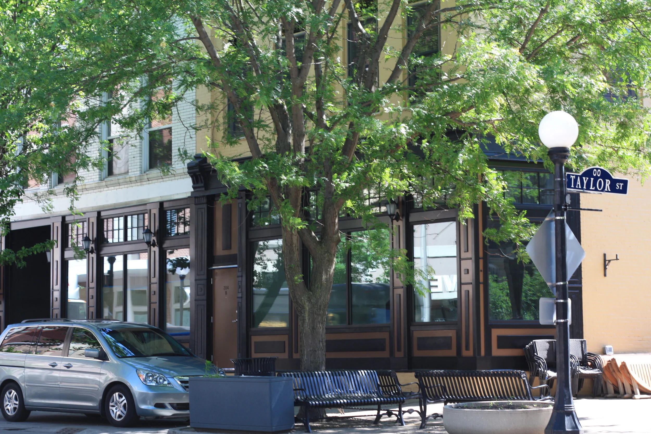  204 North Neil  LOCATION - Champaign, IL  STATUS - Expected Completion 2015 