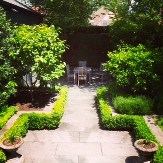 Alfresco Dining
