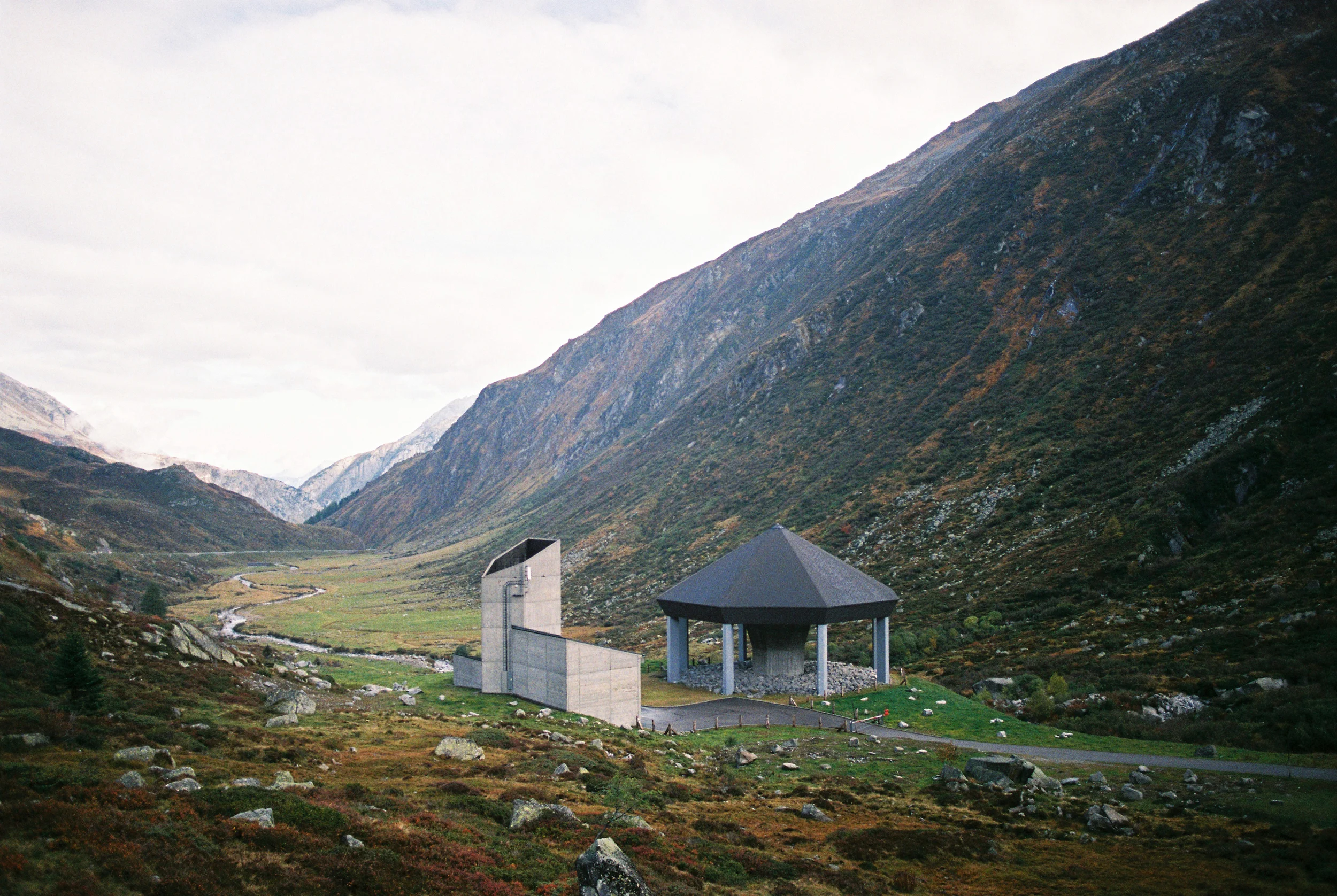 SWISS_GOTHARDPASS_3.jpg