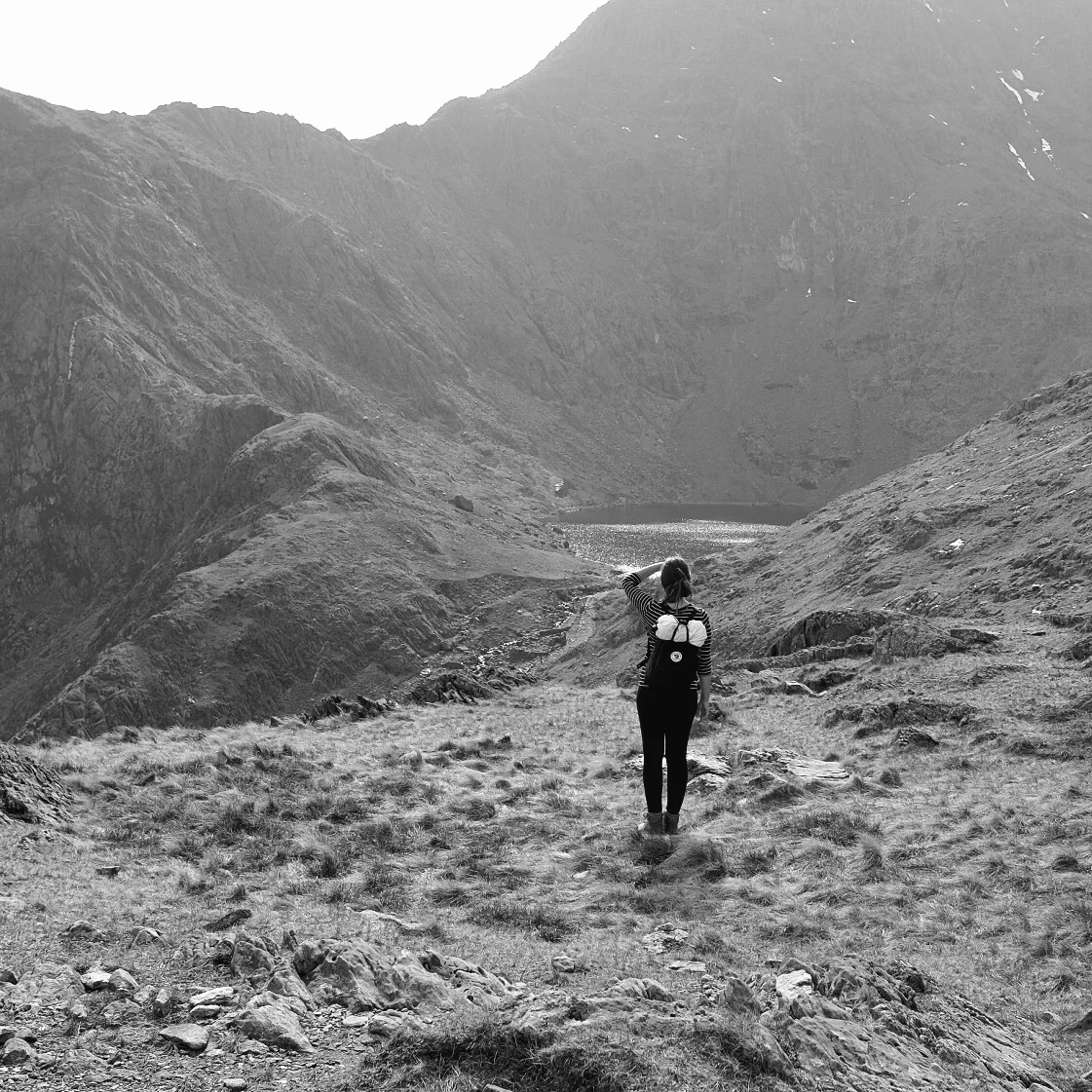 SIA DUFF is a freelance photographer and Munro bagger who enjoys Scandinavian crime drama & her Scotch collection. siaduff.com