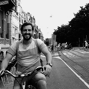 SIMON JOSHUA PEEL is an English photographer currently living on the Central Coast and loving exploring his new surroundings. He is a freelance photographer specialising in 35mm film because he loves the click and clunk and the anticipation of developing negs. simonjoshuapeel.com.au
