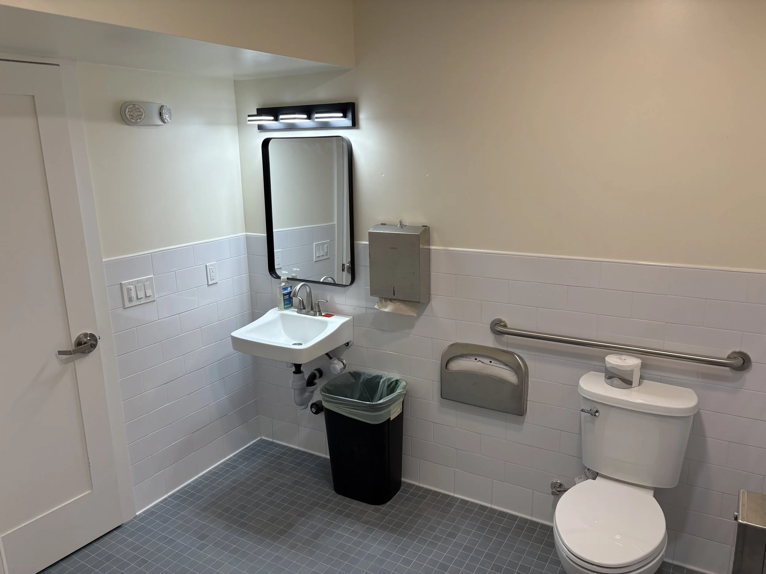 adabathroom2.jpg