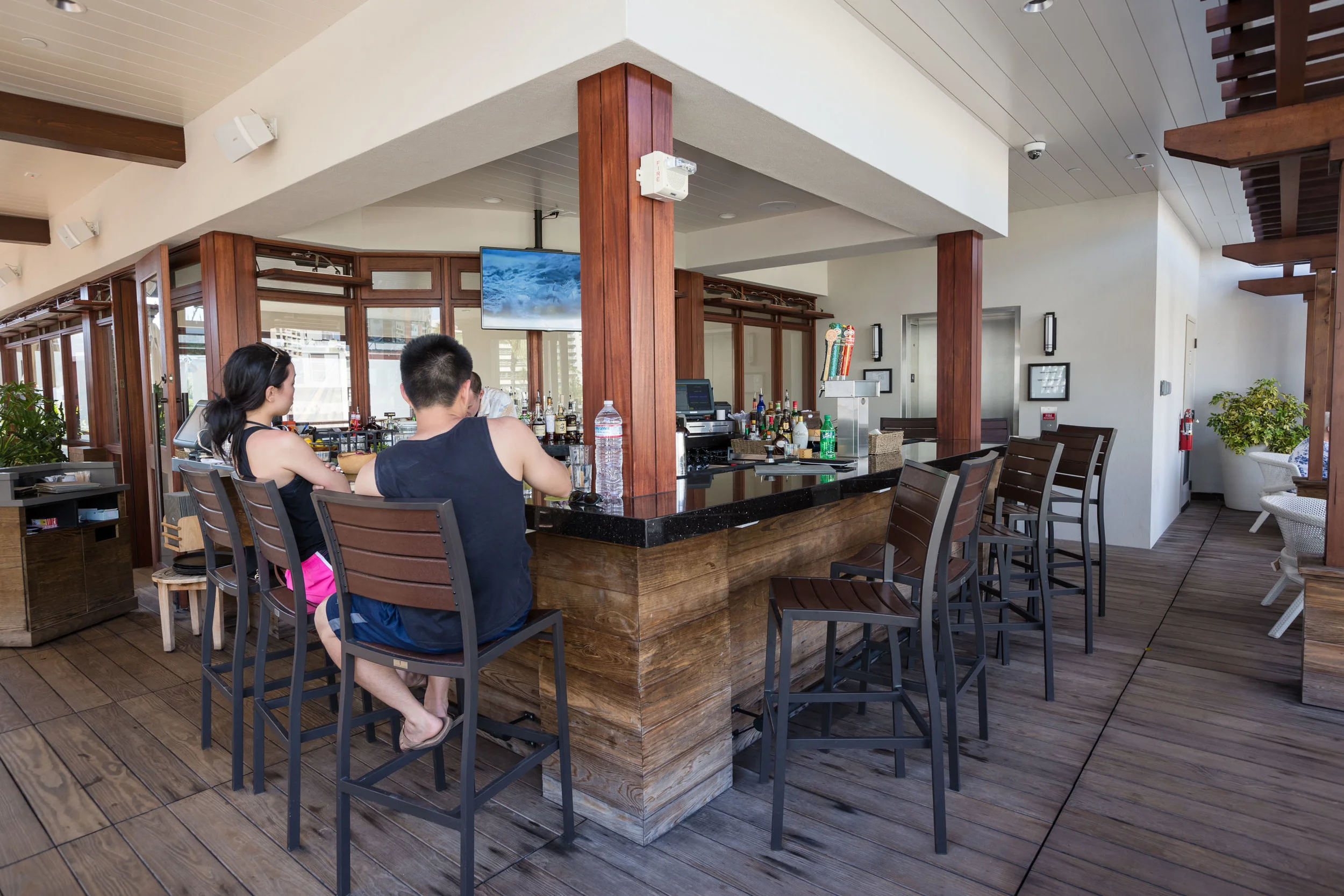 Facing Bar