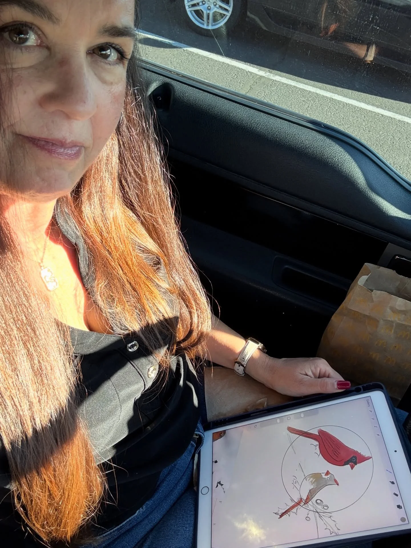 Little windows of progress, stealing time in the parking lot before work. I may or may not have had some McDonald&rsquo;s French fries but sometimes you just gotta 😉 🍟 🤫
#birdcalendar #etsyartist @lizkohlerbrown