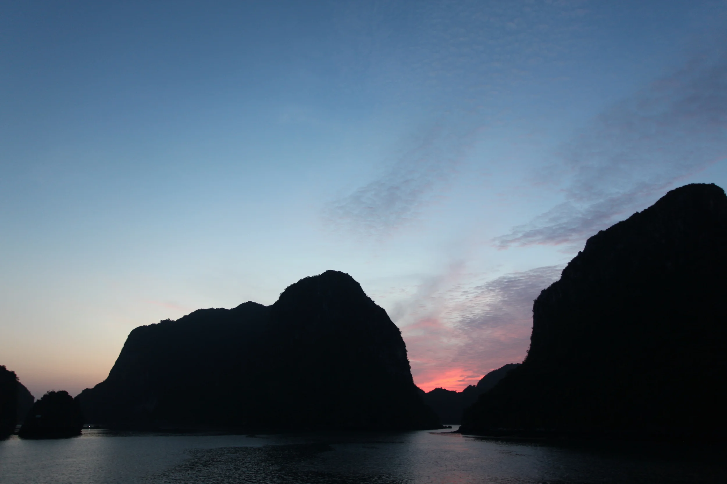 halong bay, vietnam