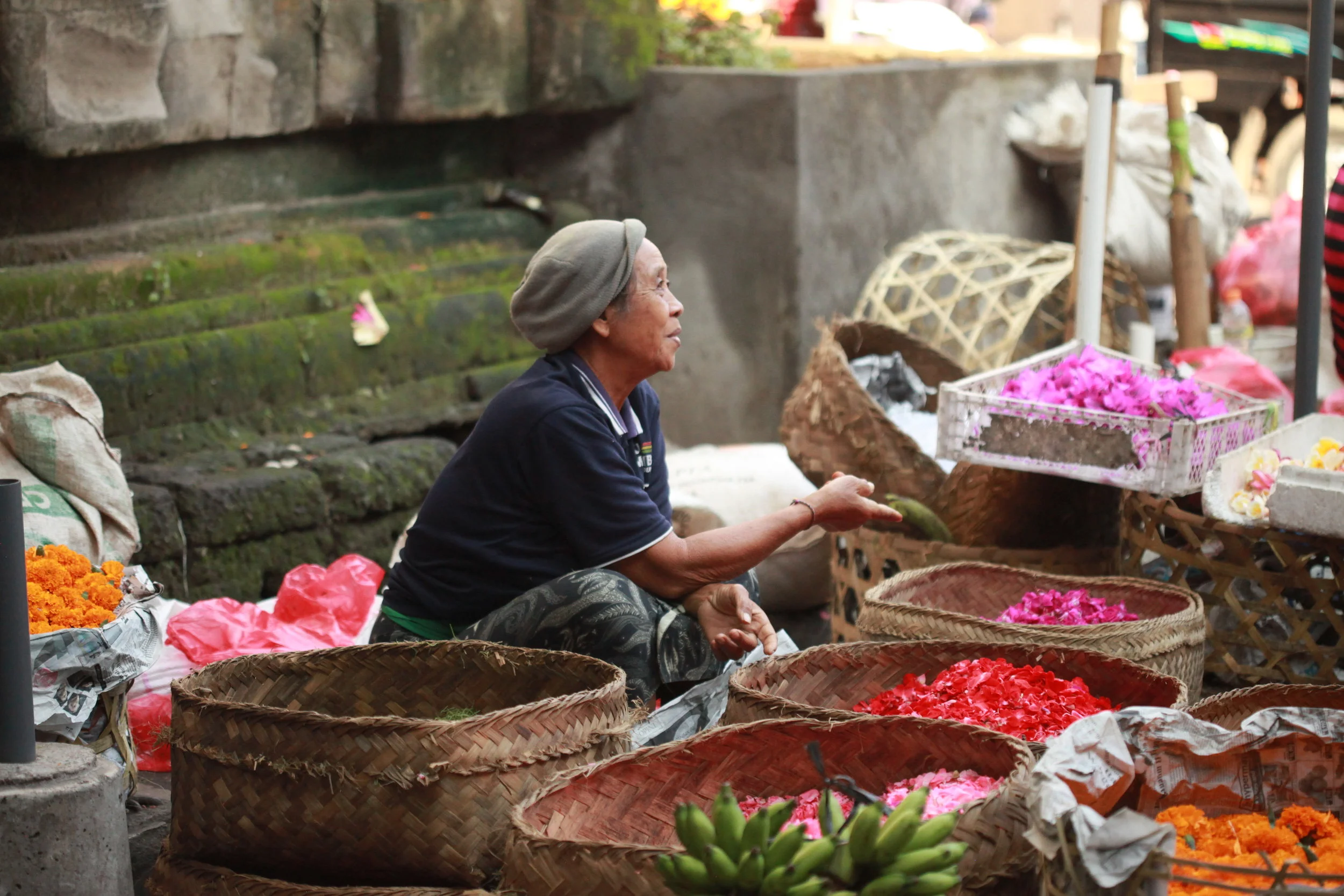 market vendor, bali, indonesia