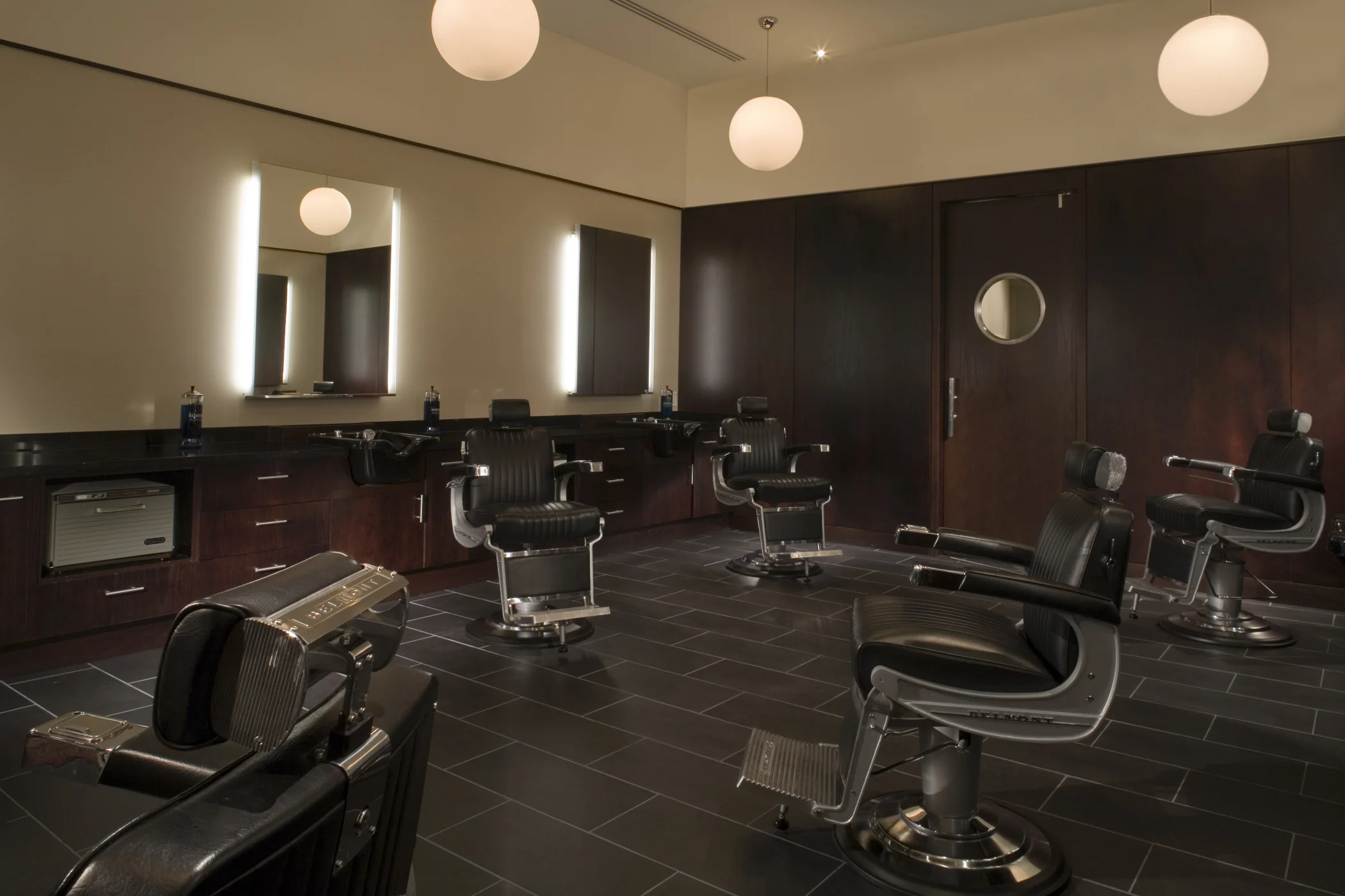 Grooming_Lounge.jpg