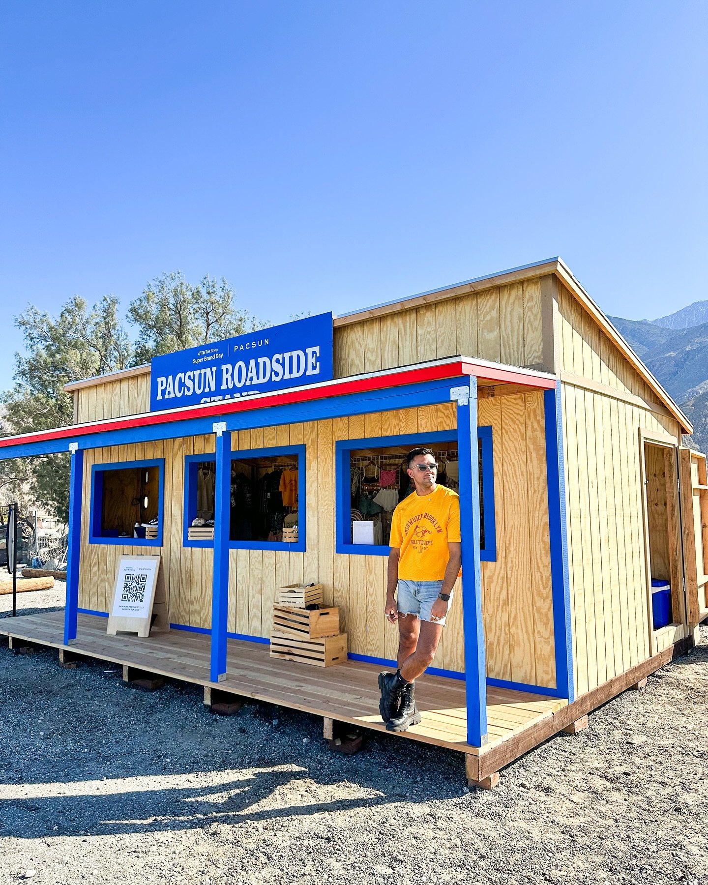 Made a quick pit stop at the @pacsun Roadside Stand out in Palm Springs and it did not disappoint! From exclusive merch drops to interactive brand collabs, this pop-up is packed with vibes and surprises all weekend long.

And yes&mdash;you can spin t