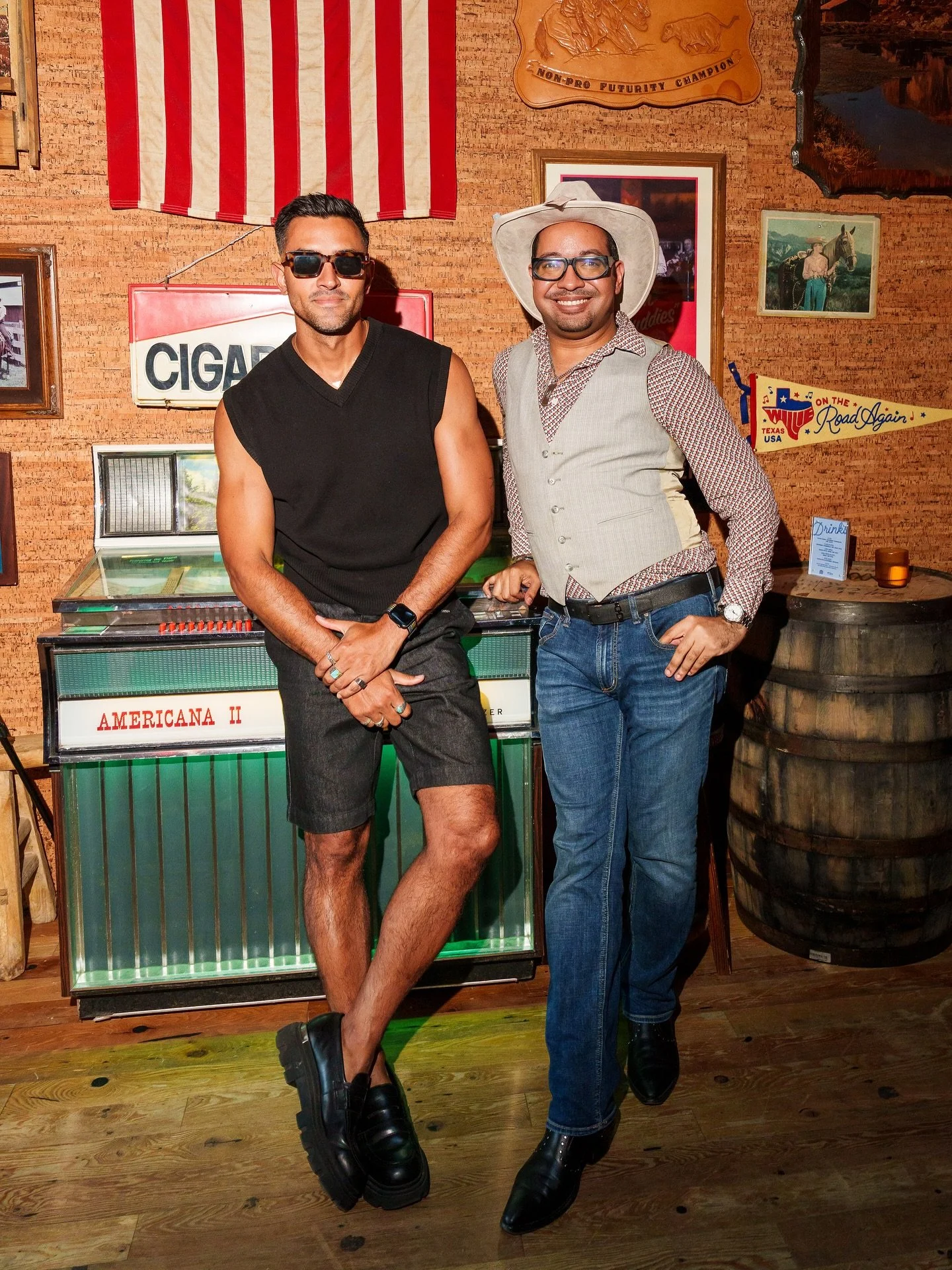 Just a couple of rodeo clowns&hellip; serving looks, dodging bulls, and two-stepping in @silverjeansco. 👖 ✨

Because if I&rsquo;m gonna get thrown off a mechanical bull, I&rsquo;m doing it in premium denim and with a custom cowboy hat on! 🤠

#Silve