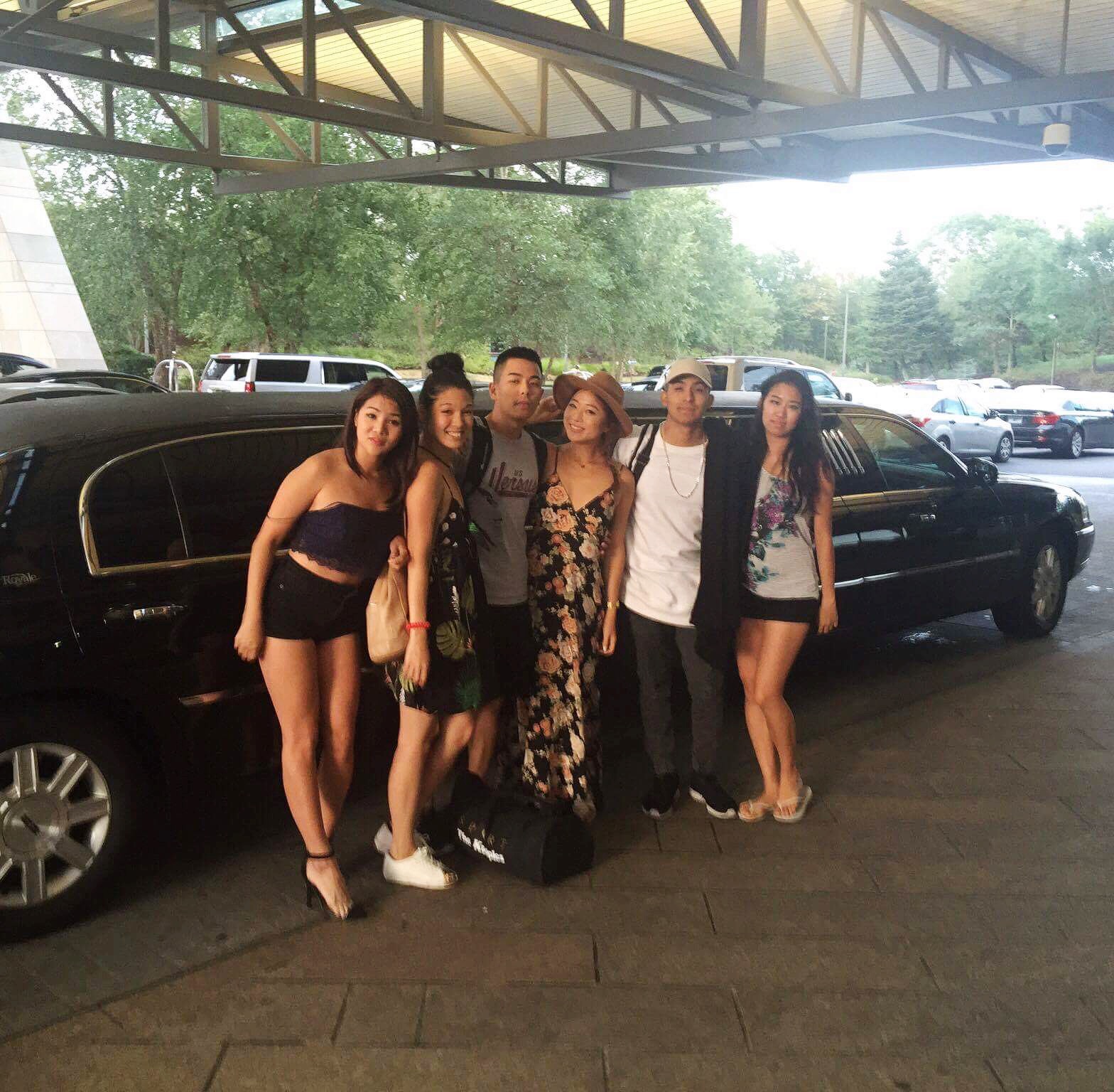Mohegan Sun, the casino where we performed, offers a limo-ride service :O