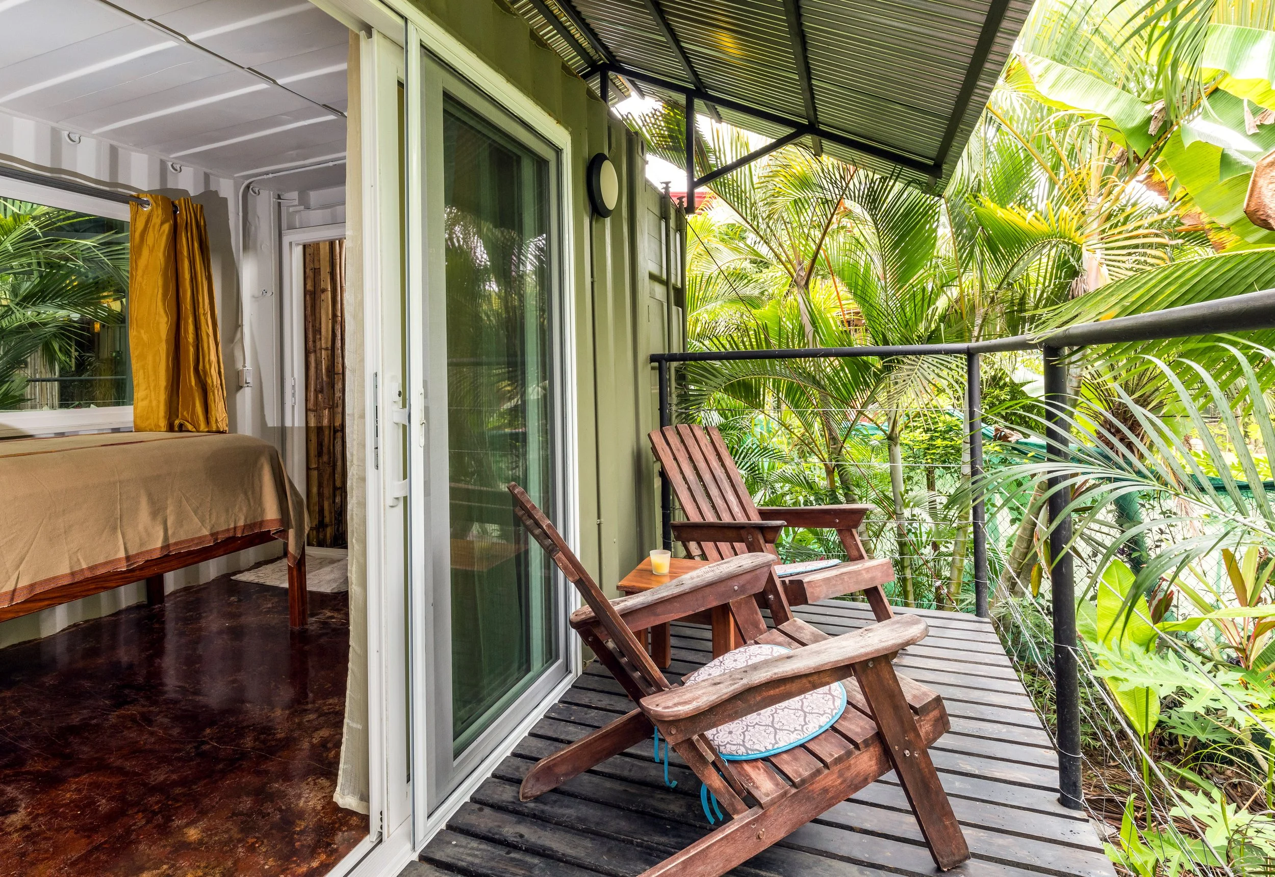 Room_Balcony copy.jpg
