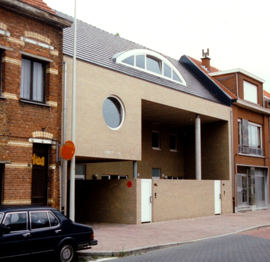 largethijssen_02(low).jpg