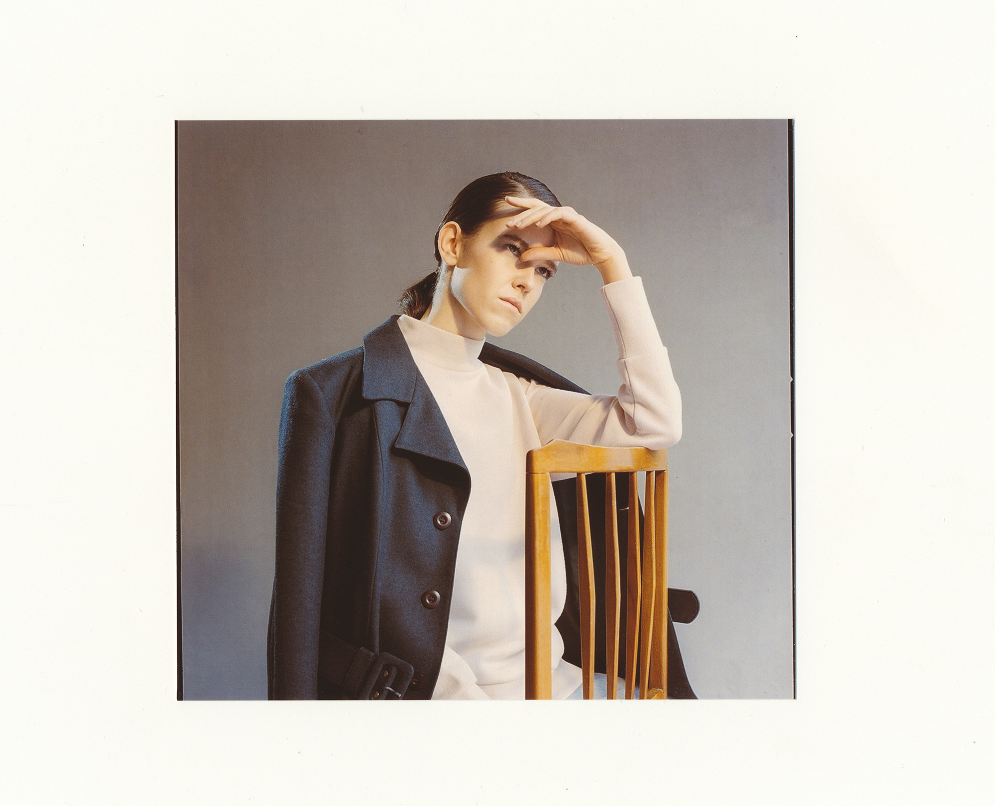 sweatshirt COS, trenchcoat & OTHER STORIES
