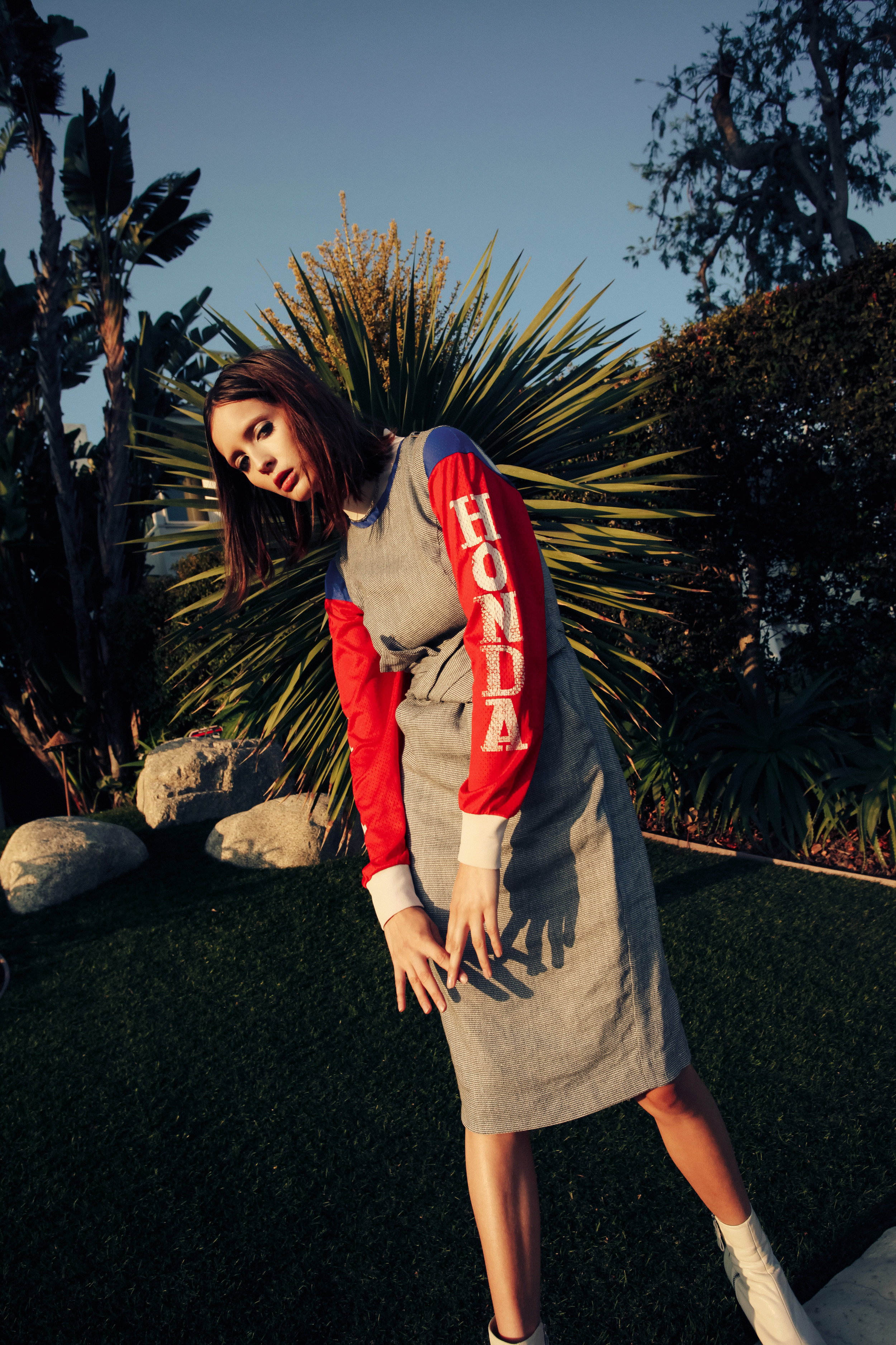 long sleeve jersey BILLY LA , dress ELISABETTA FRANCHI , boots KURT GEIGER , necklace STYLIST'S OWN