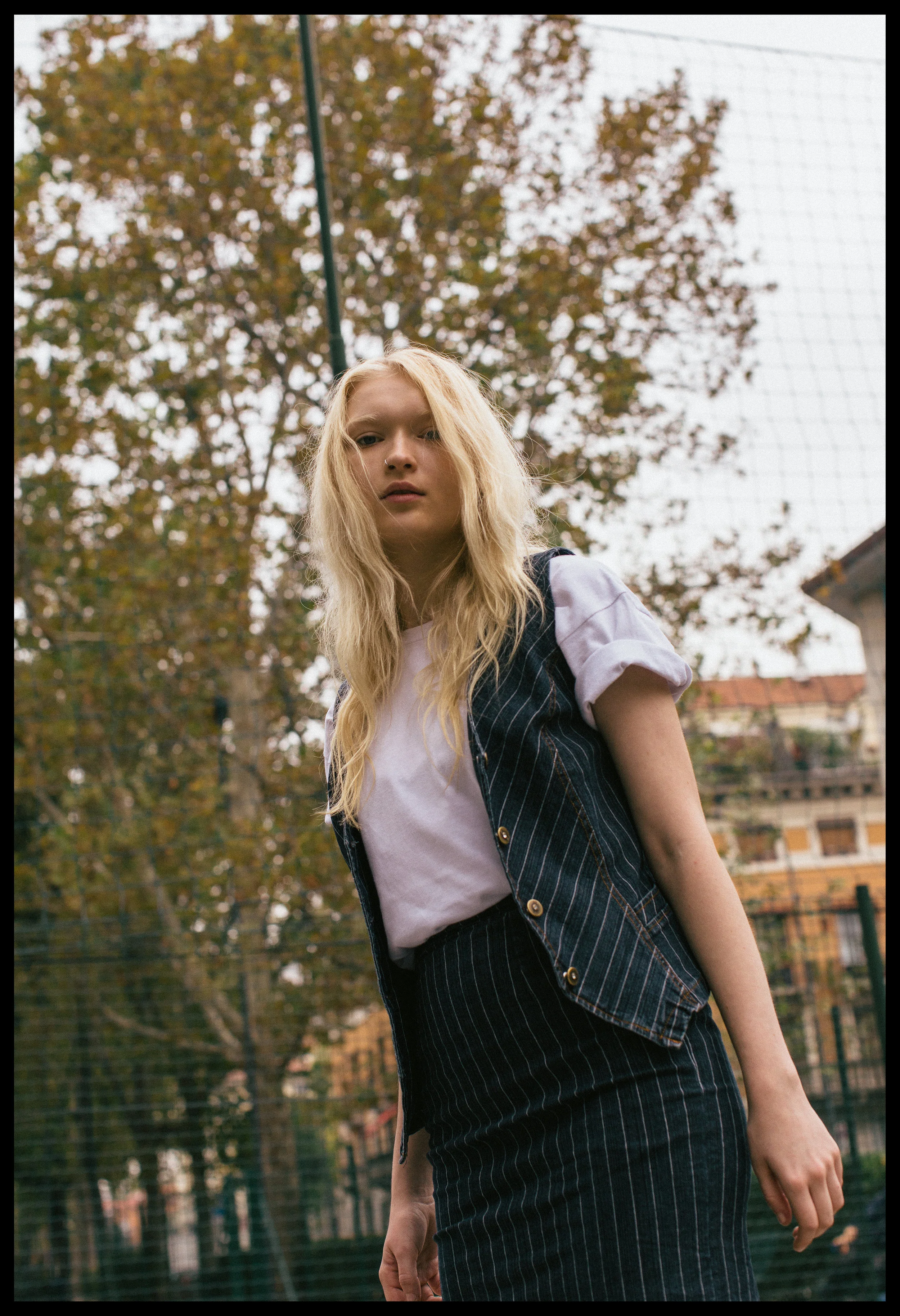 vest + skirt VINTAGE, t-shirt TRASHER