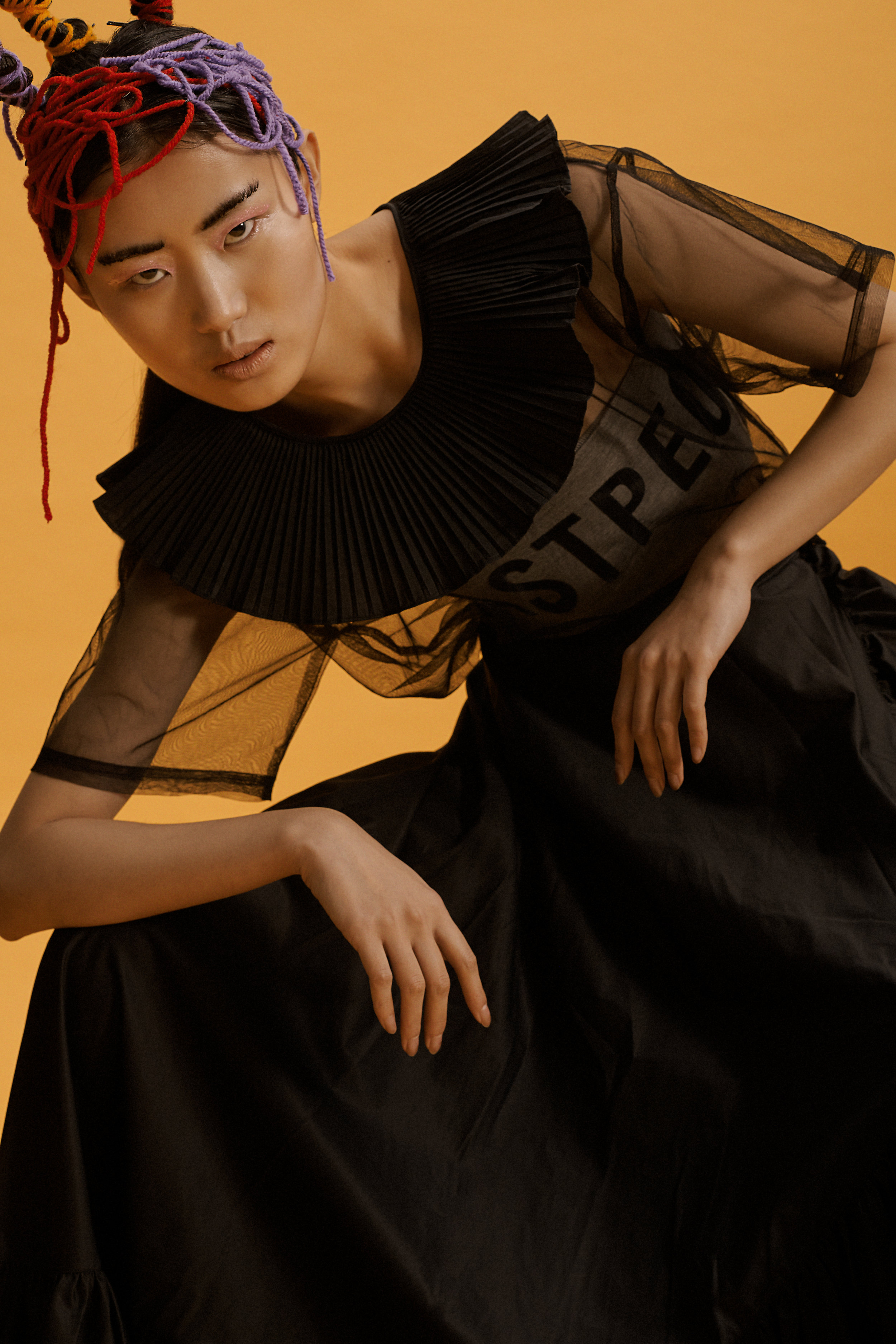 blouse HEKAYAT / L'APPART, crop top OUTKASTPEOPLE maxi skirt EXQUISE / L'APPART