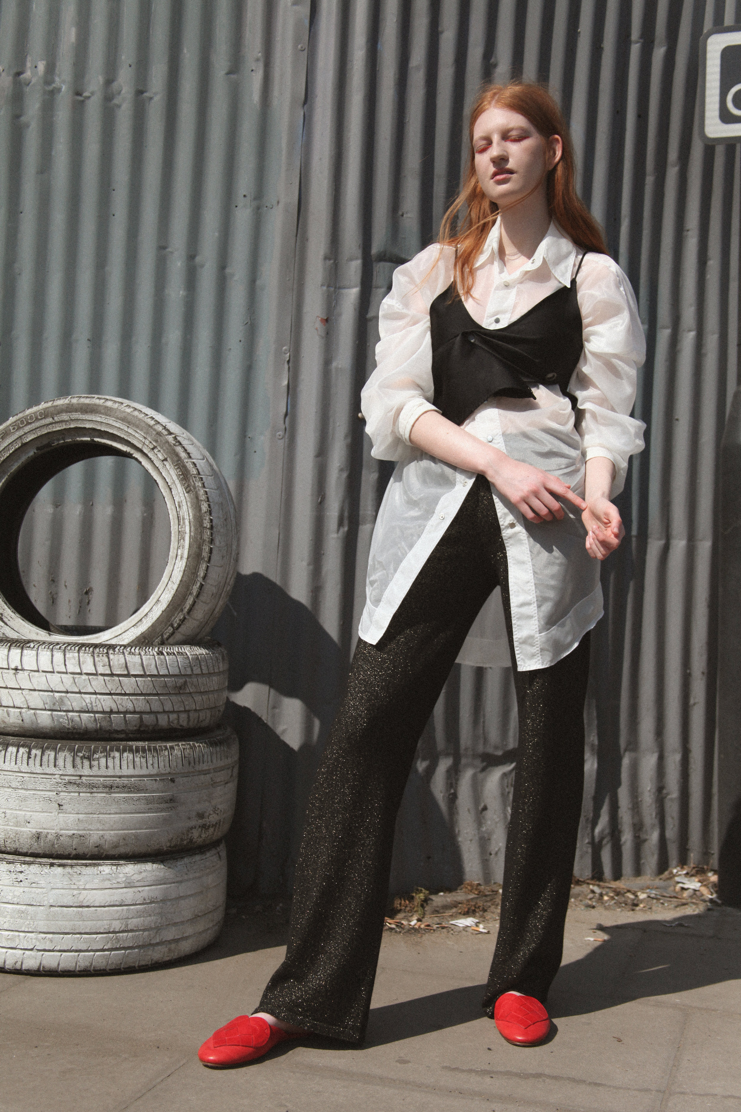 shirt BETH HALL, cami TARA LEE, trousers GENEVIEVE SWEENEY, slippers A.ANDREASSEN