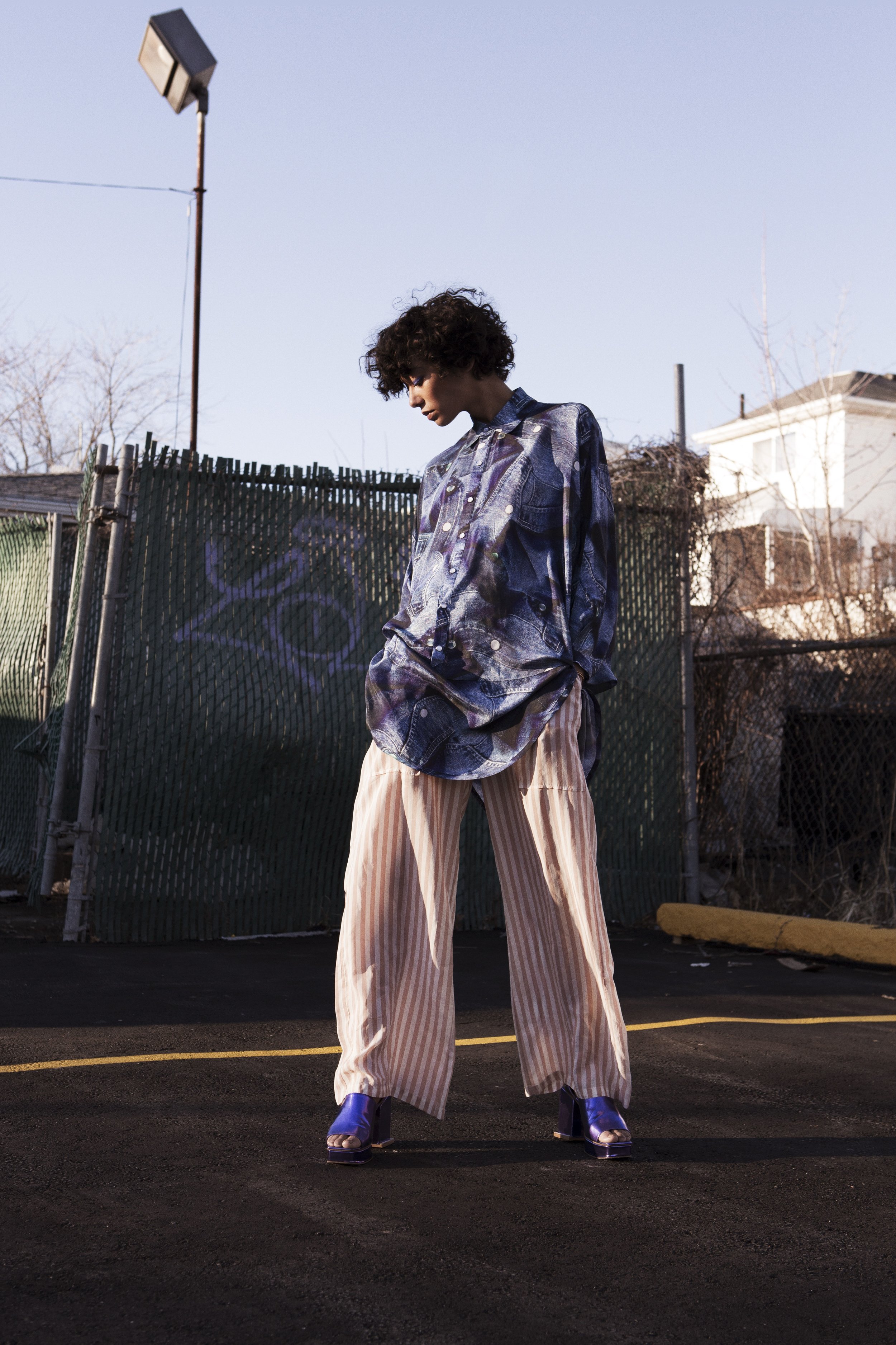 trump l'eoil top LOVE BINE5, pants NUDE, sandals TOGA