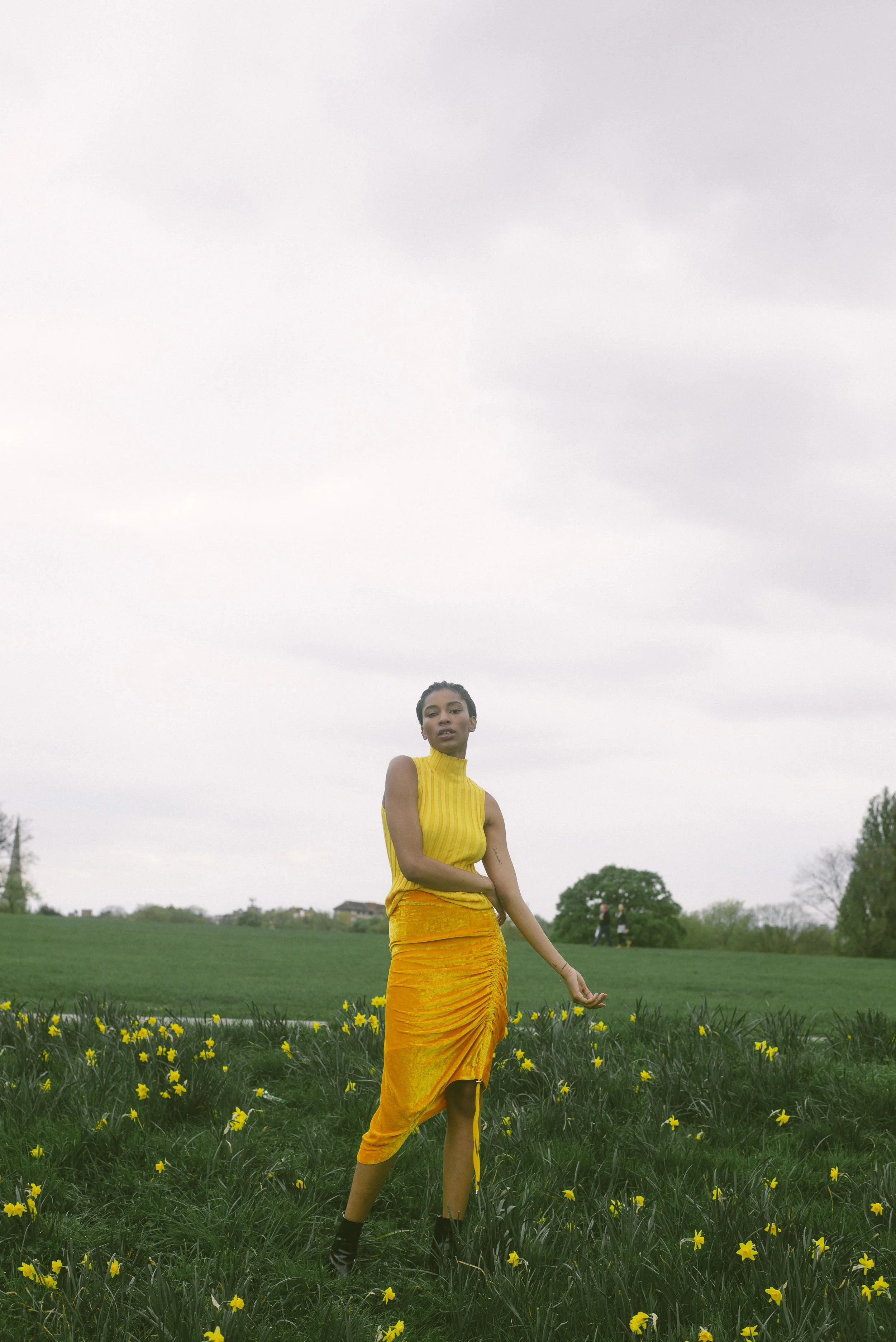 top + skirt TOPSHOP BOUTIQUE, shoes ZARA .