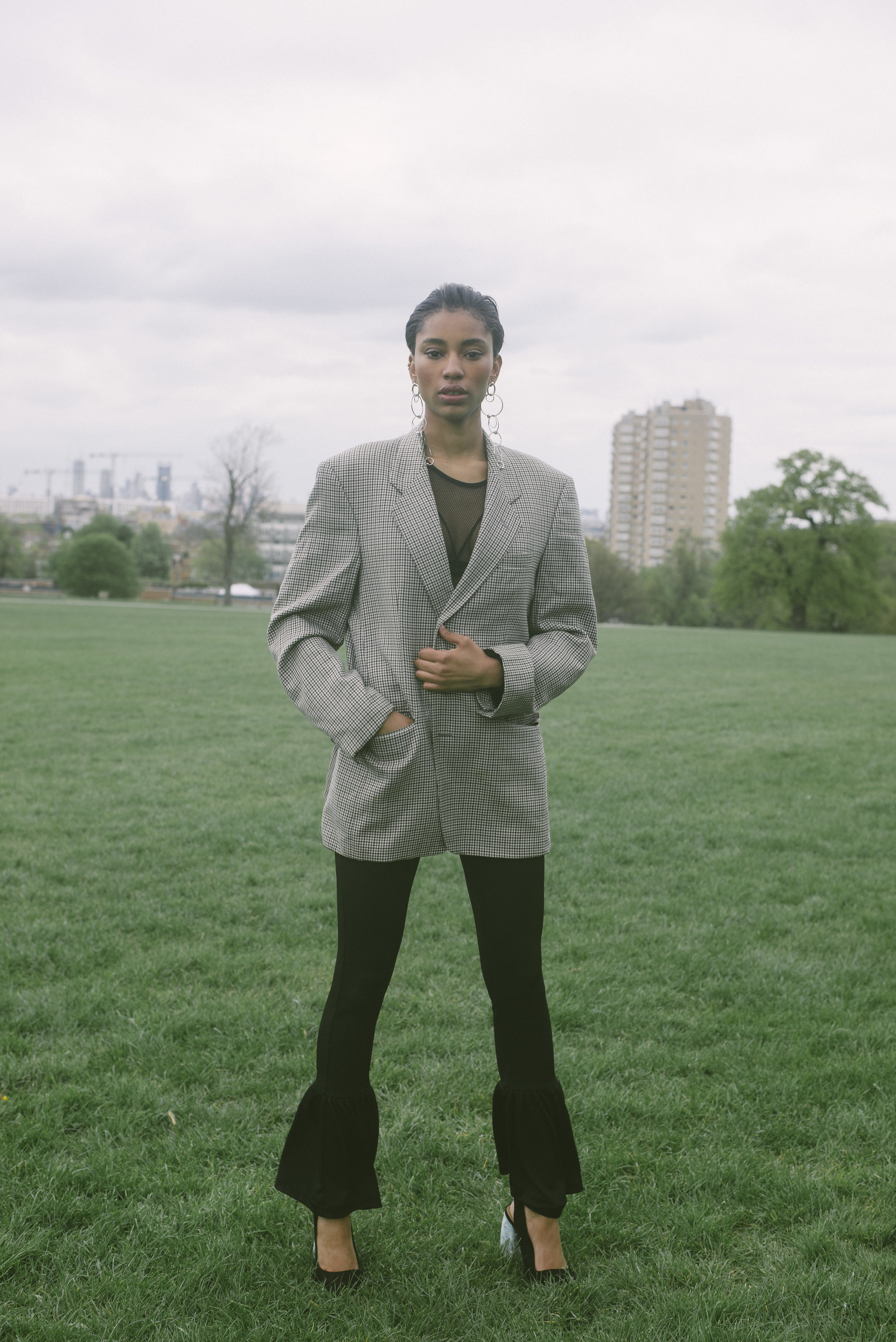 blazer VINTAGE, pants ZARA, top LIGHT BEFORE DARK, heels + earrings ASOS