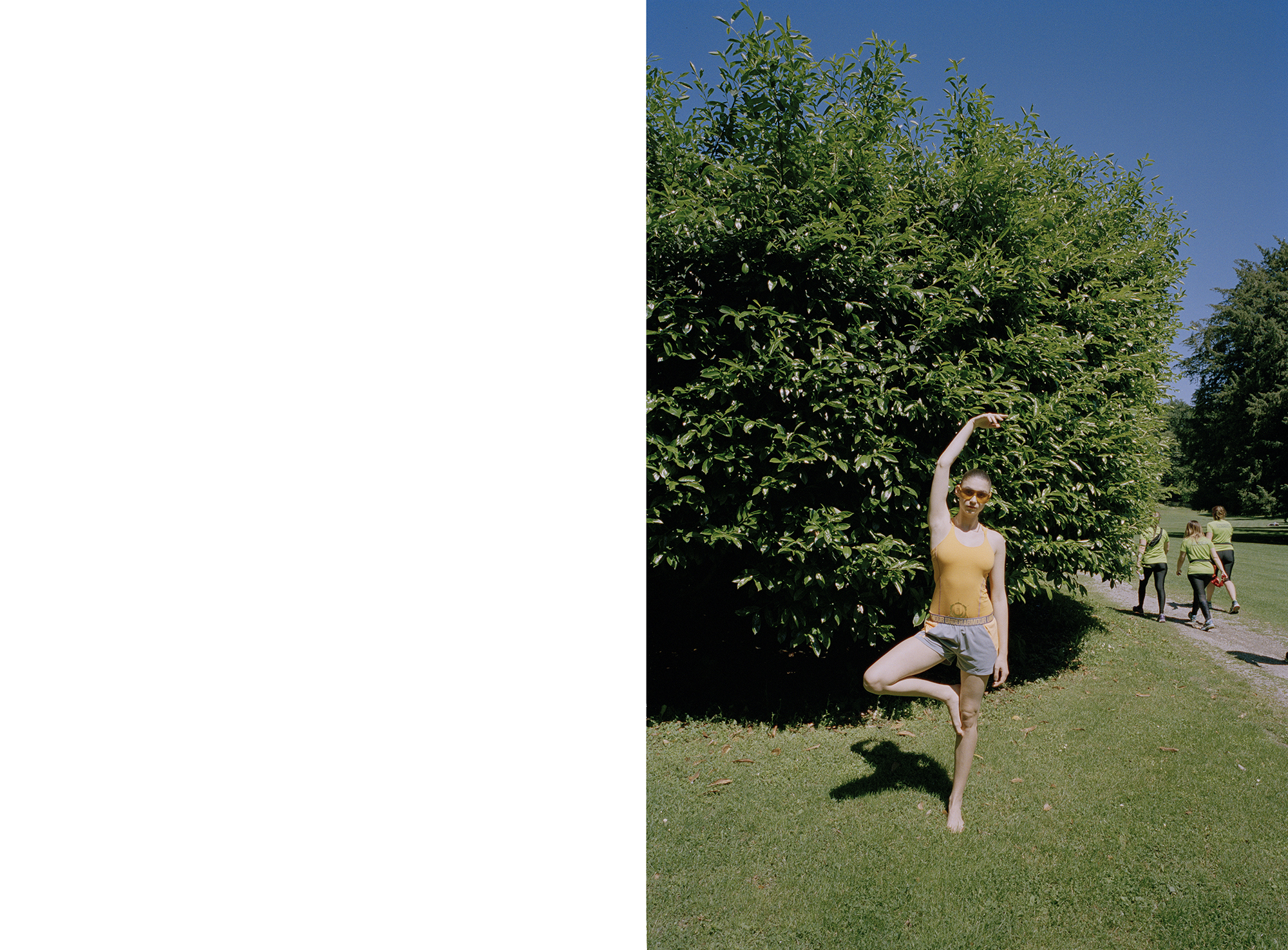 sunglasses RETRO SUPER FUTURE, top YOGAESSENTIAL, shorts UNDER ARMOUR