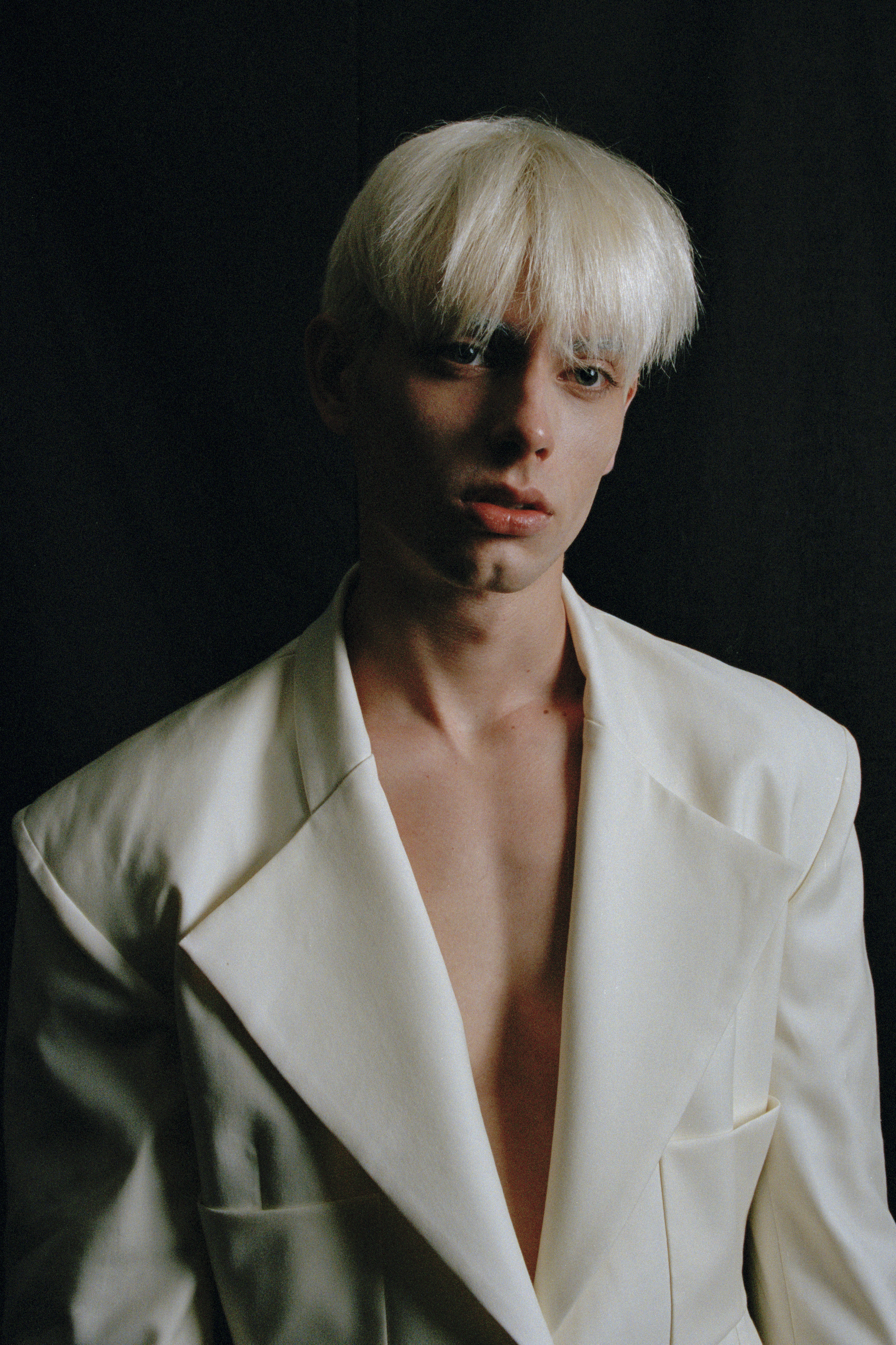 blazer YULI LI