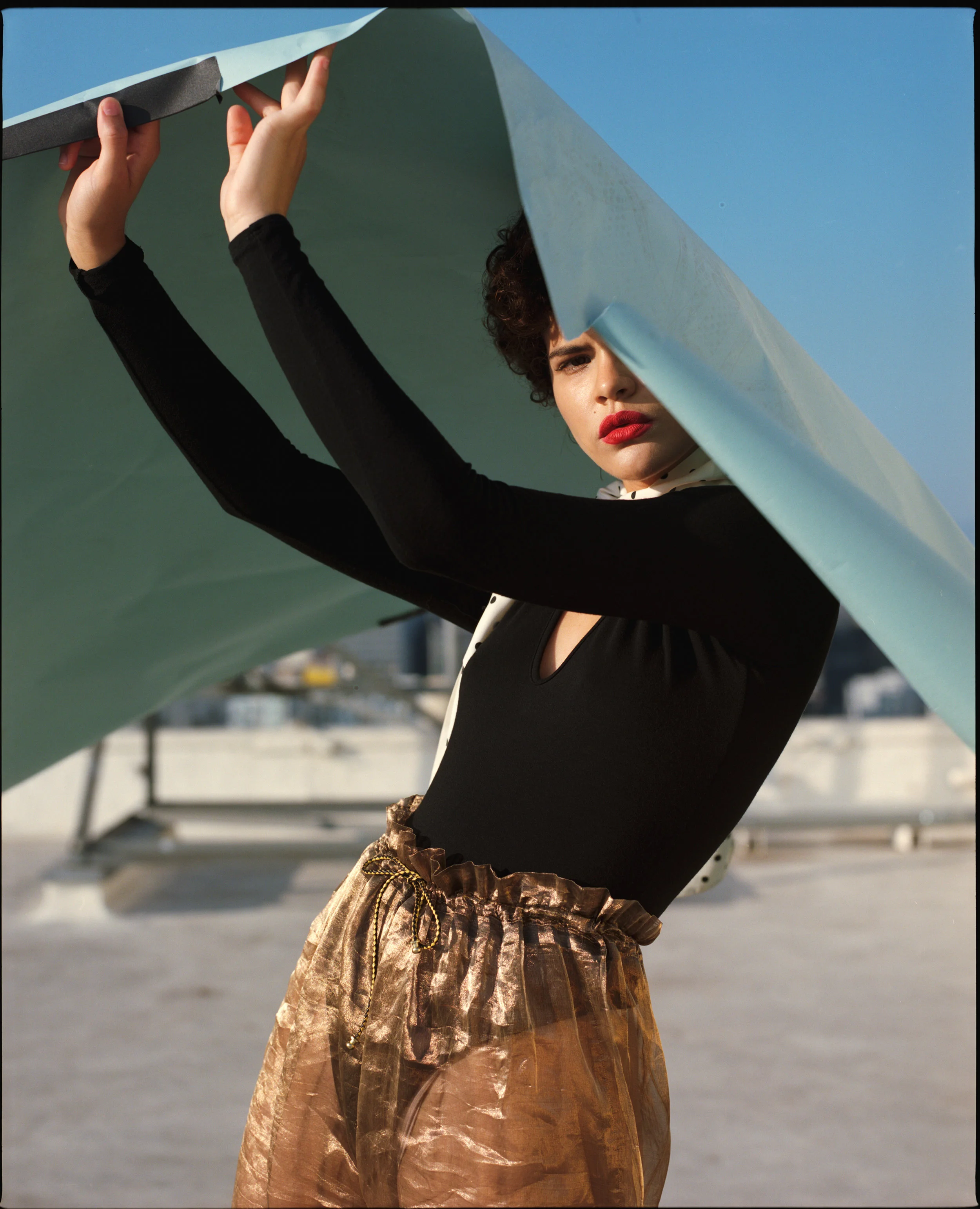 Bodysuit Naked Wardrobe, Pants Tessa Matthias, Scarf Vintage, Shoes Gucci