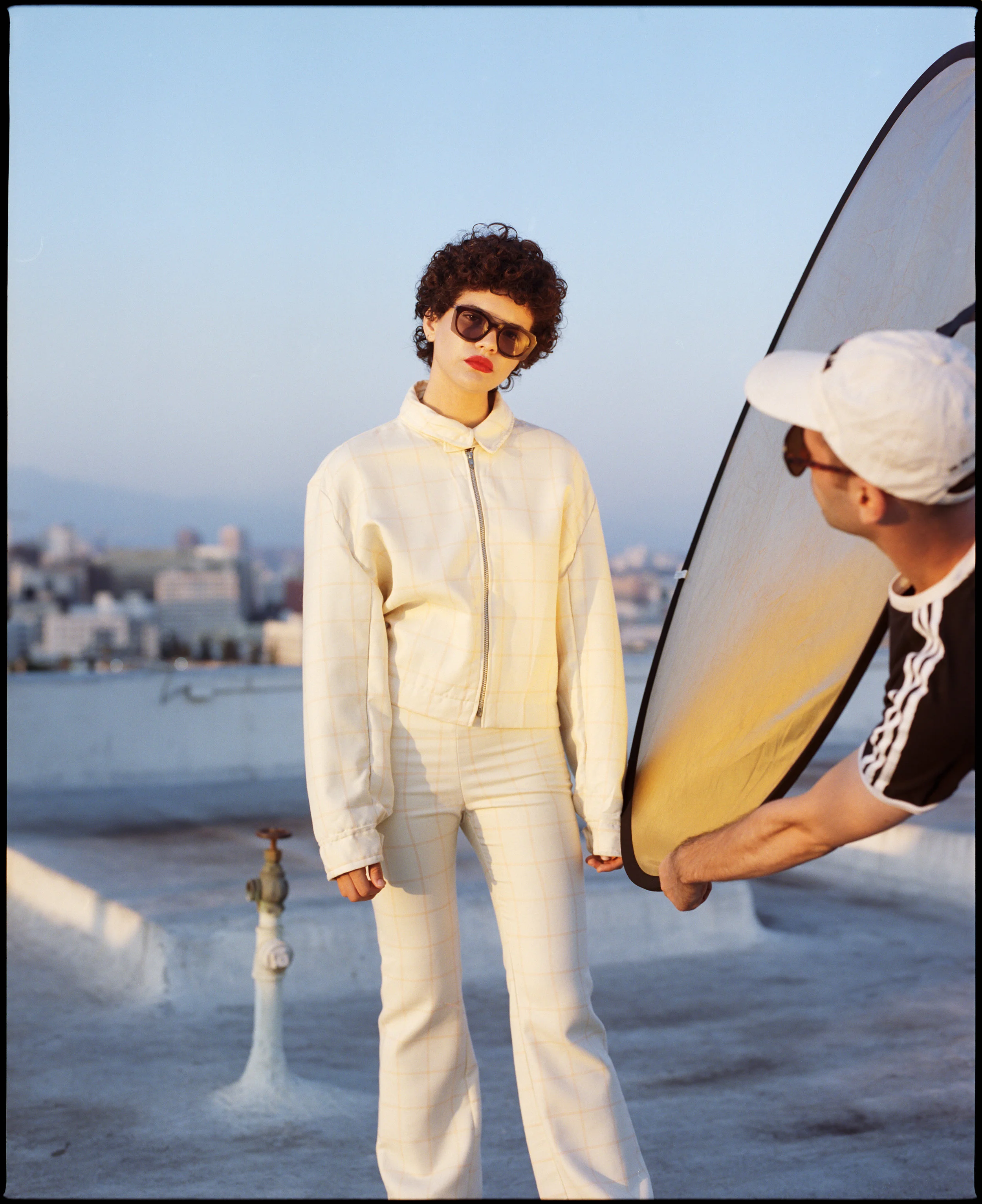 Suit Tessa Mathias, Sunglasses Haze Eyewear, Shoes Models Own