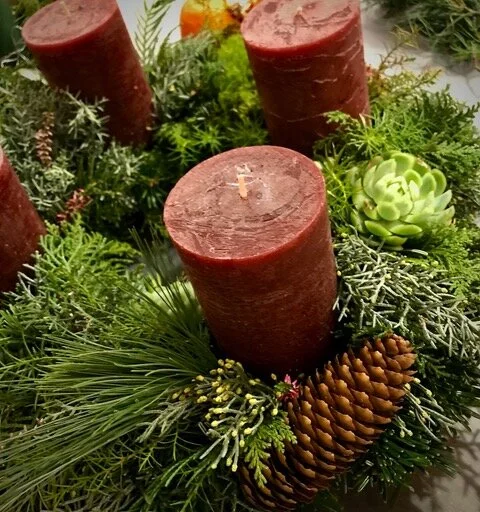 Adventskranz rot.jpeg