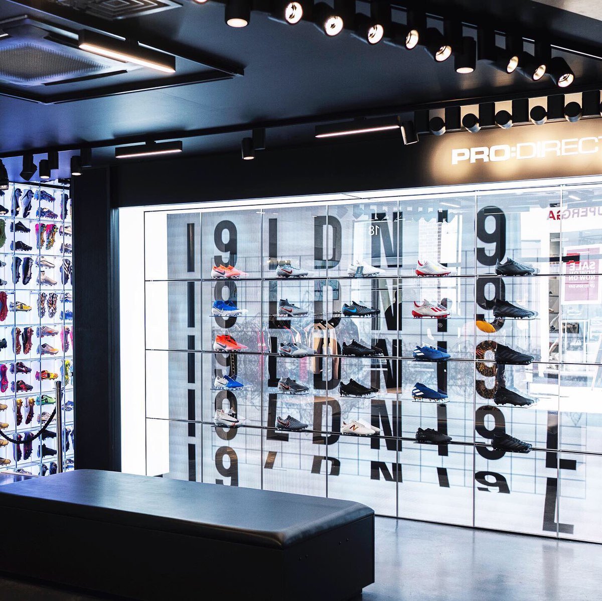  LDN19 Store Relaunch / Pro:Direct / Phin Retail Design / LED Mirror Tiling Video Wall 