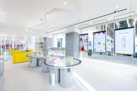 beauty_health_retail_technology_VIVID