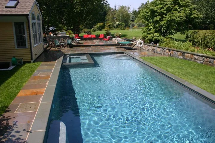 Haggerty Pools - Custom Built Spas in CT & NY