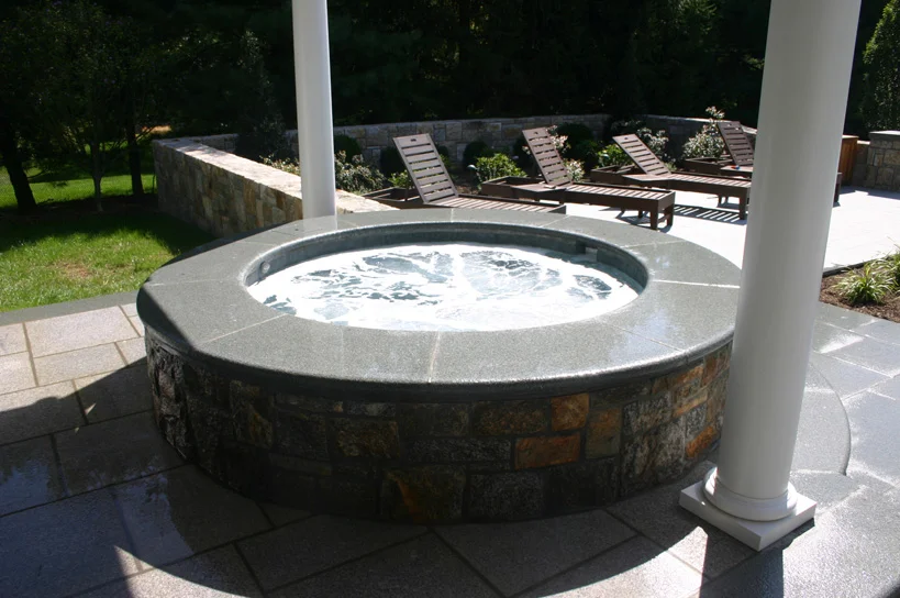 Haggerty Pools - Custom Built Spas in CT & NY