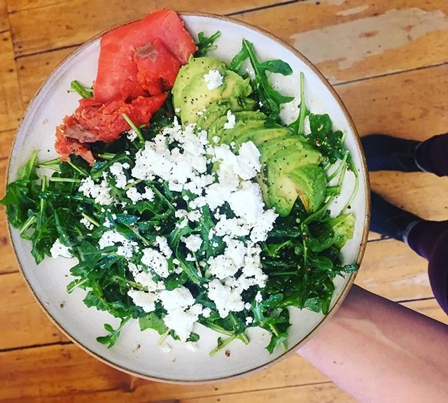 Is it bad that I've been eating the exact same thing for lunch for 2 weeks straight? #cantstopwontstop. (Bowl plate made at @belfastclaystudio)