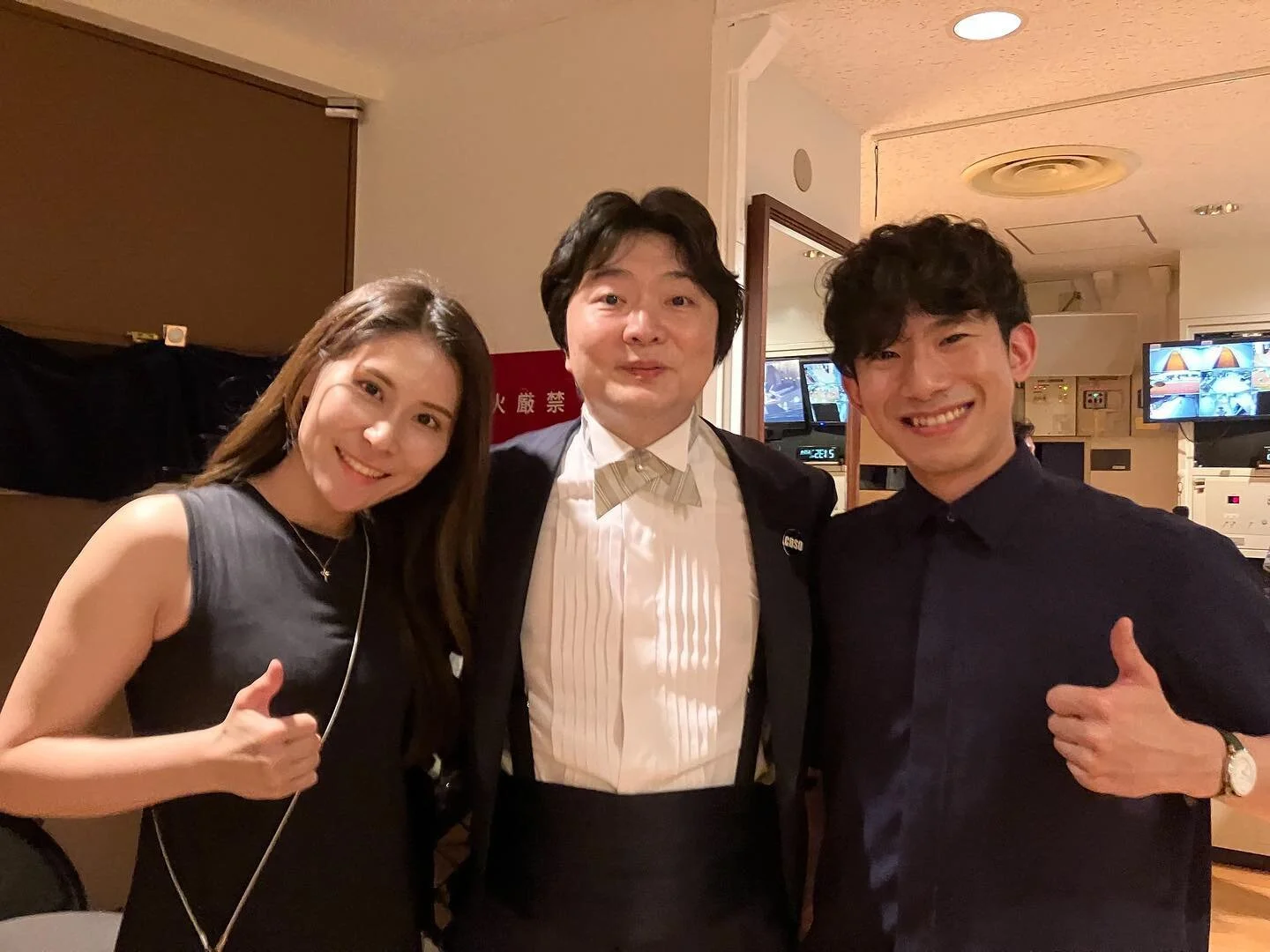 6/29,30はPWOでバーミンガム市響のサントリー公演を聴きに行かせていただきました✨
オケが放つとんでもないエネルギーを浴びて、心のHPが満タンに。
山田さん、めちゃめちゃかっこよかったです🥺
８月はよろしくお願いいたします🎶

#バーミンガム市交響楽団 #山田和樹 #ぱんだWO