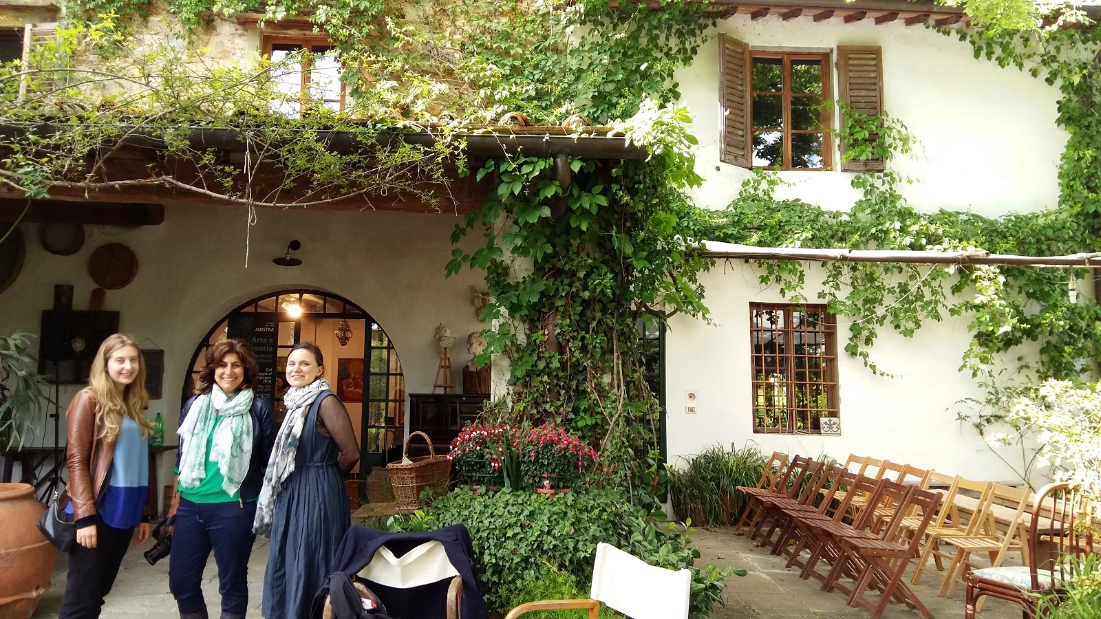 AWA volunteers at the opening on the Tuscany exhibition on Pincherle and Picini in 2016.