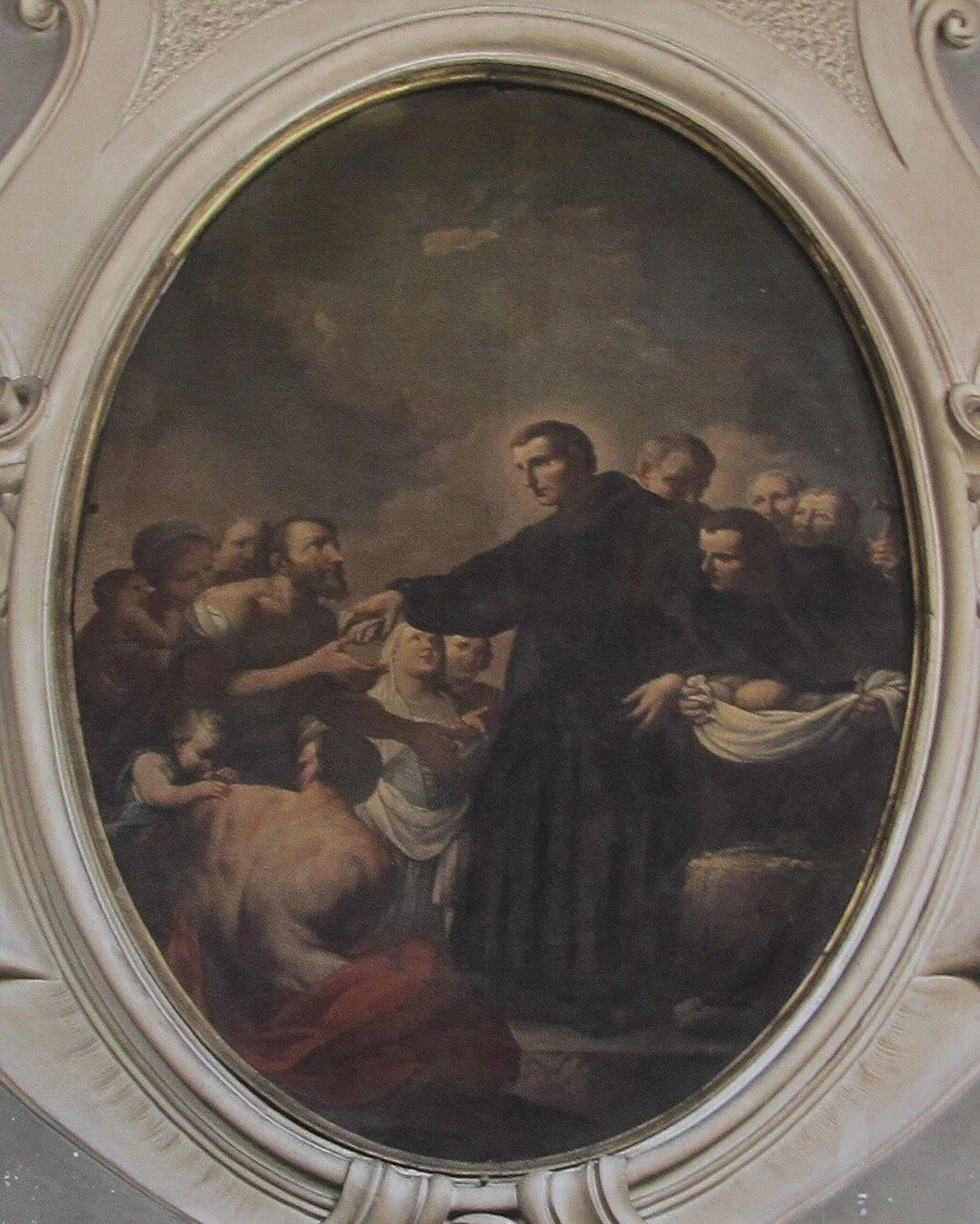 Uno dei grandi ovali della Ferroni nell'Atrio del San Giovanni di Dio