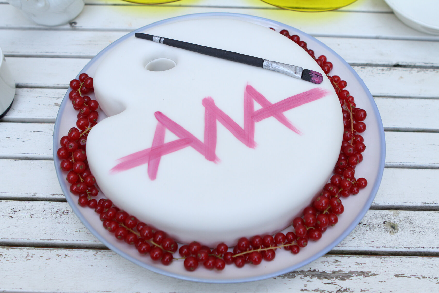  Though we are very sad, the organization is closing, all of us at AWA are happy with the work accomplished and the valuable relationships forged. So let us be merry, and… let there be cake! (Ph. S. Duca) 
