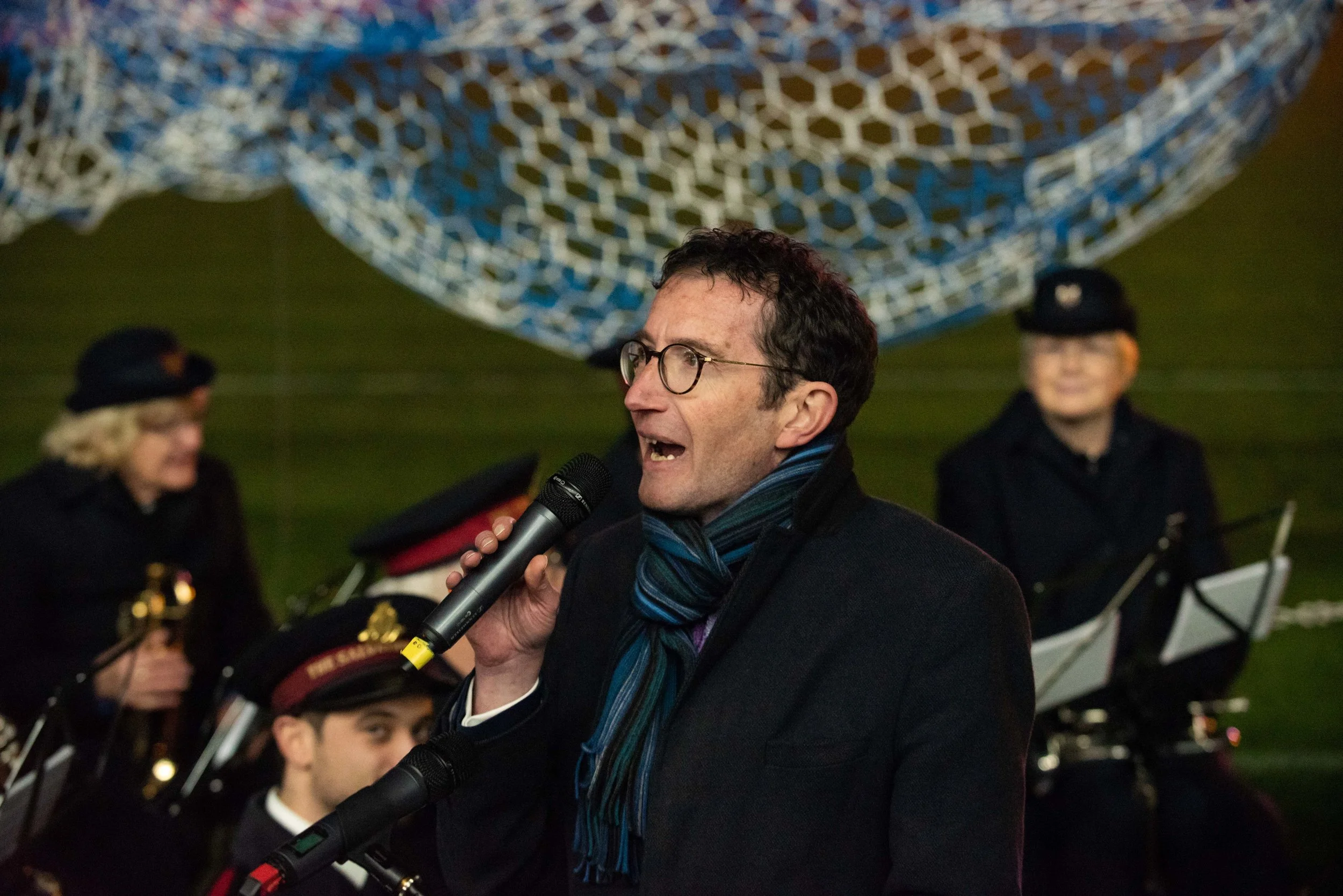 VernonNash_Schools Carols at Fratton Park_076.jpg
