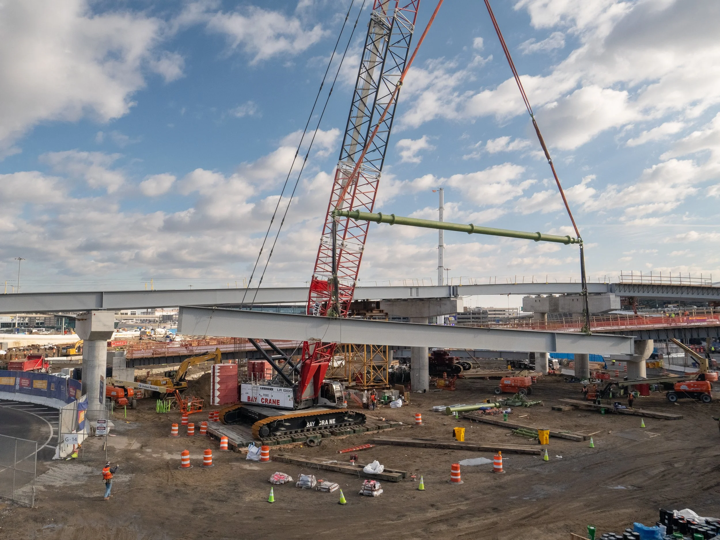 Single curved girder erection