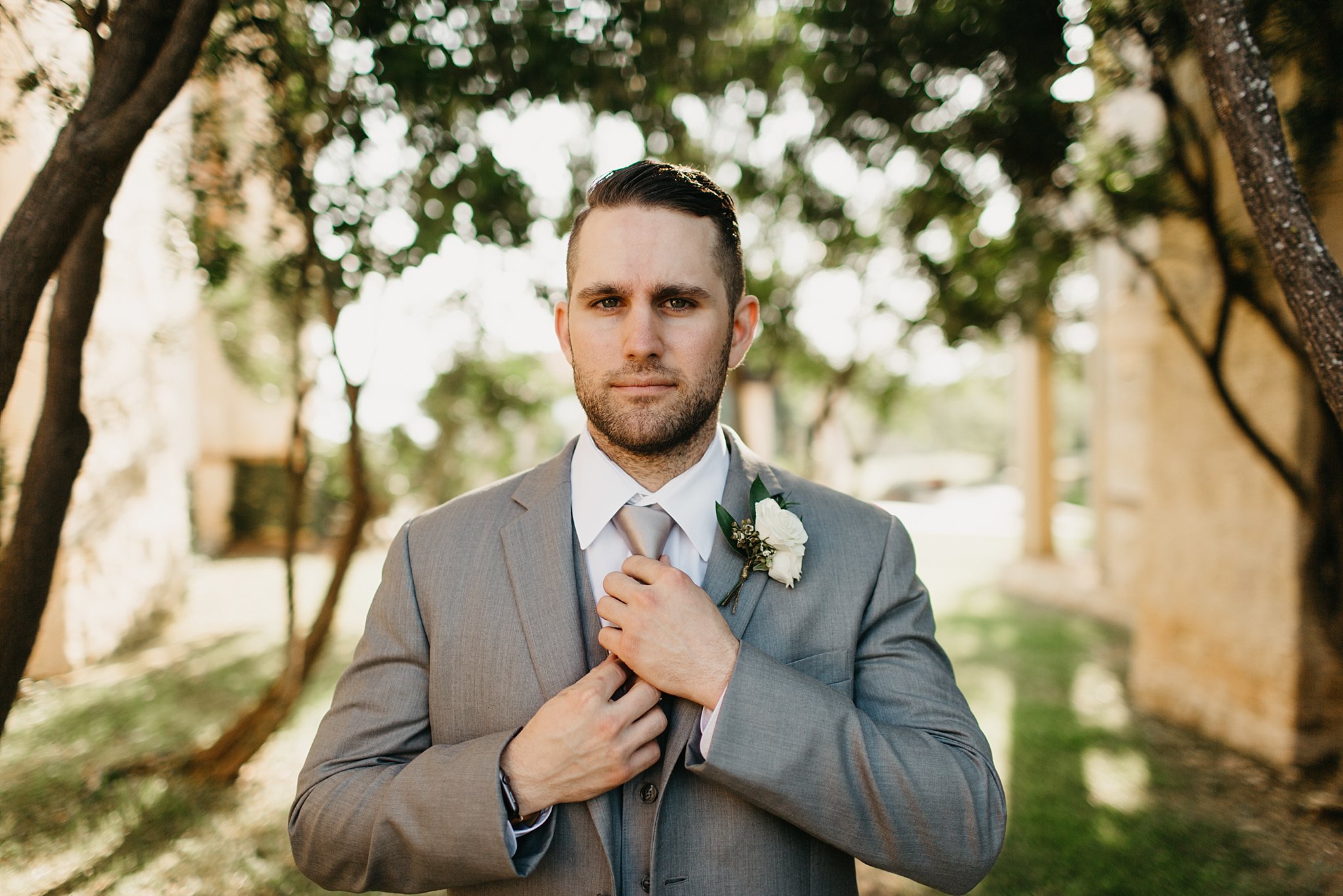 Wilderlove Co_Austin Texas_Vintage Villas Hotel_Wedding Photography_0028.jpg