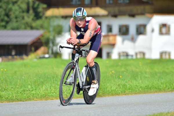 Fast cornering 