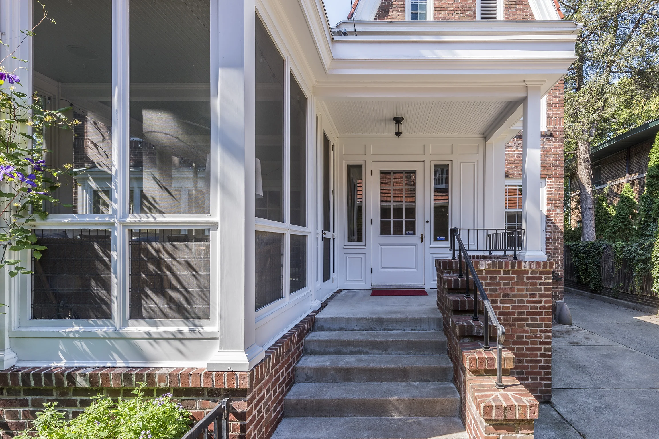 MplsGeorgian_Exterior03.jpg