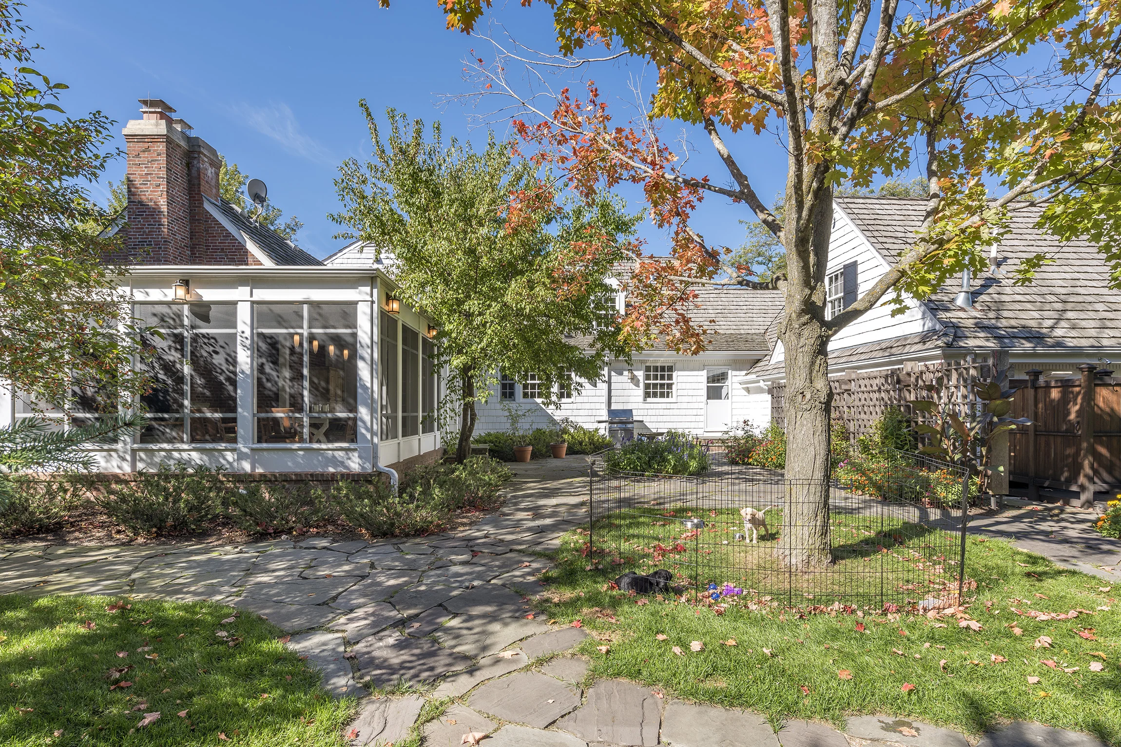 LLake-Exterior-East-Large.jpg