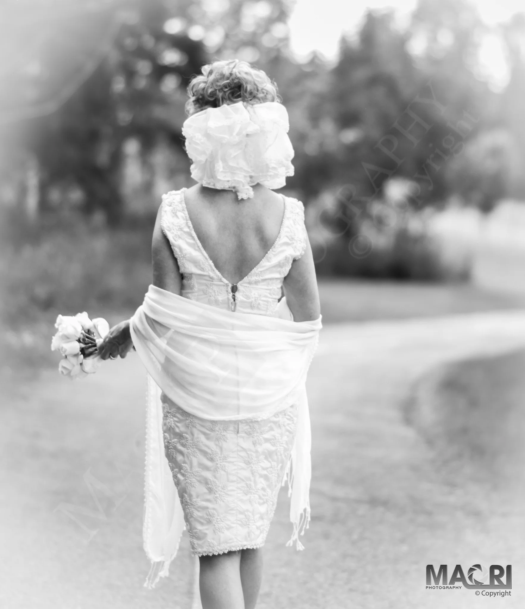 Black & White candid wedding portraits