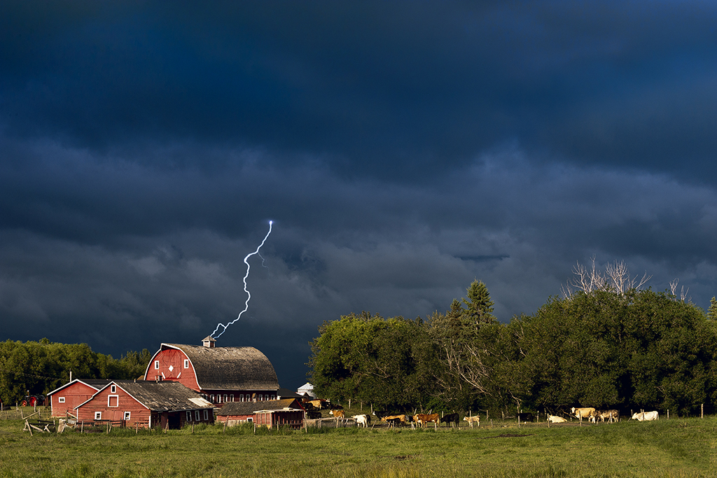 Red Barn lightning-1024.jpg