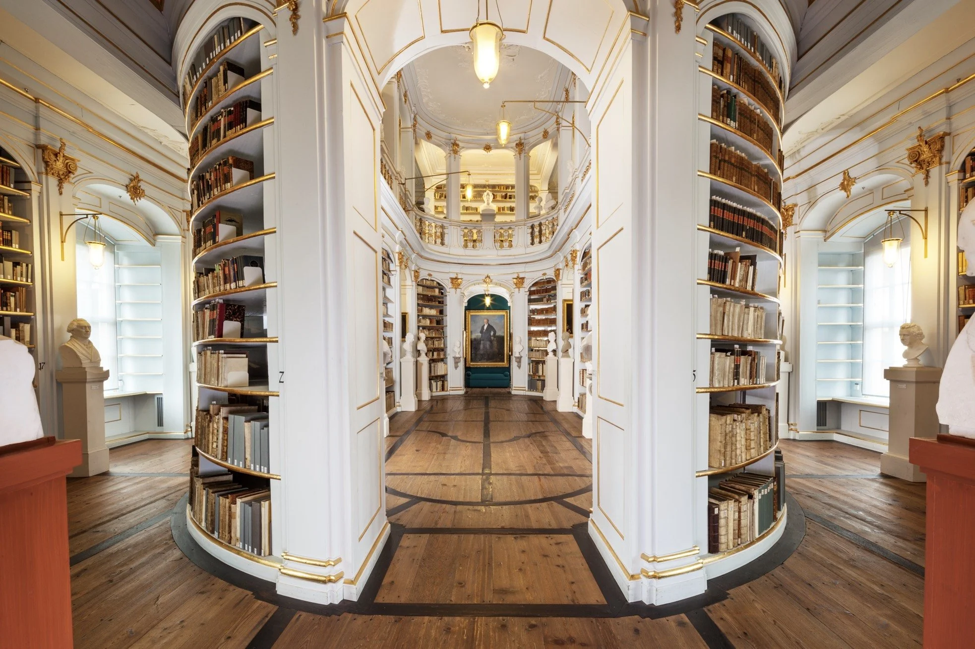  Herzogin Anna Amalia Bibliothek / HAAB / Klassik Stiftung Weimar / Foto: Alexander Burzik 