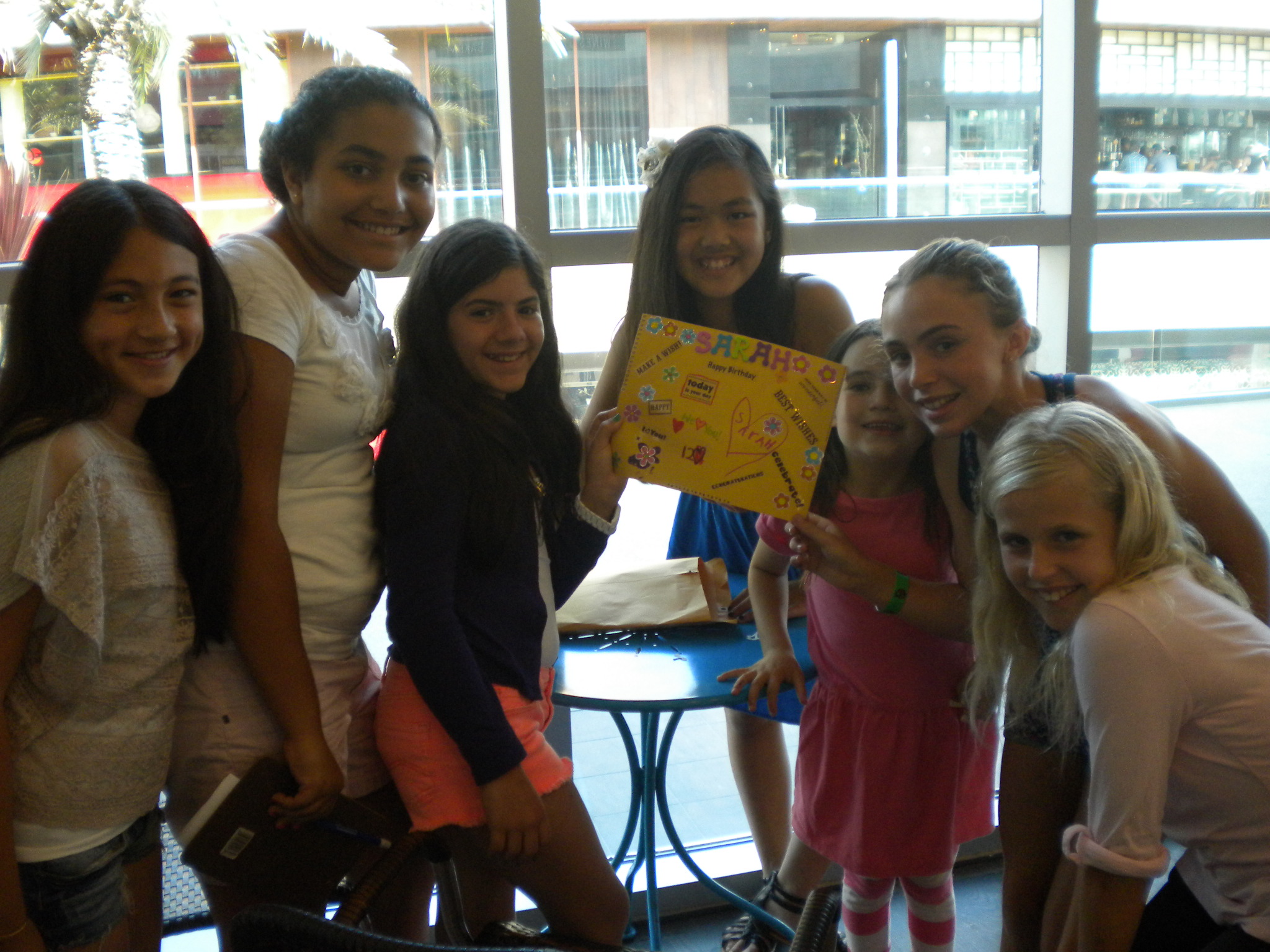 kidparty2.JPG