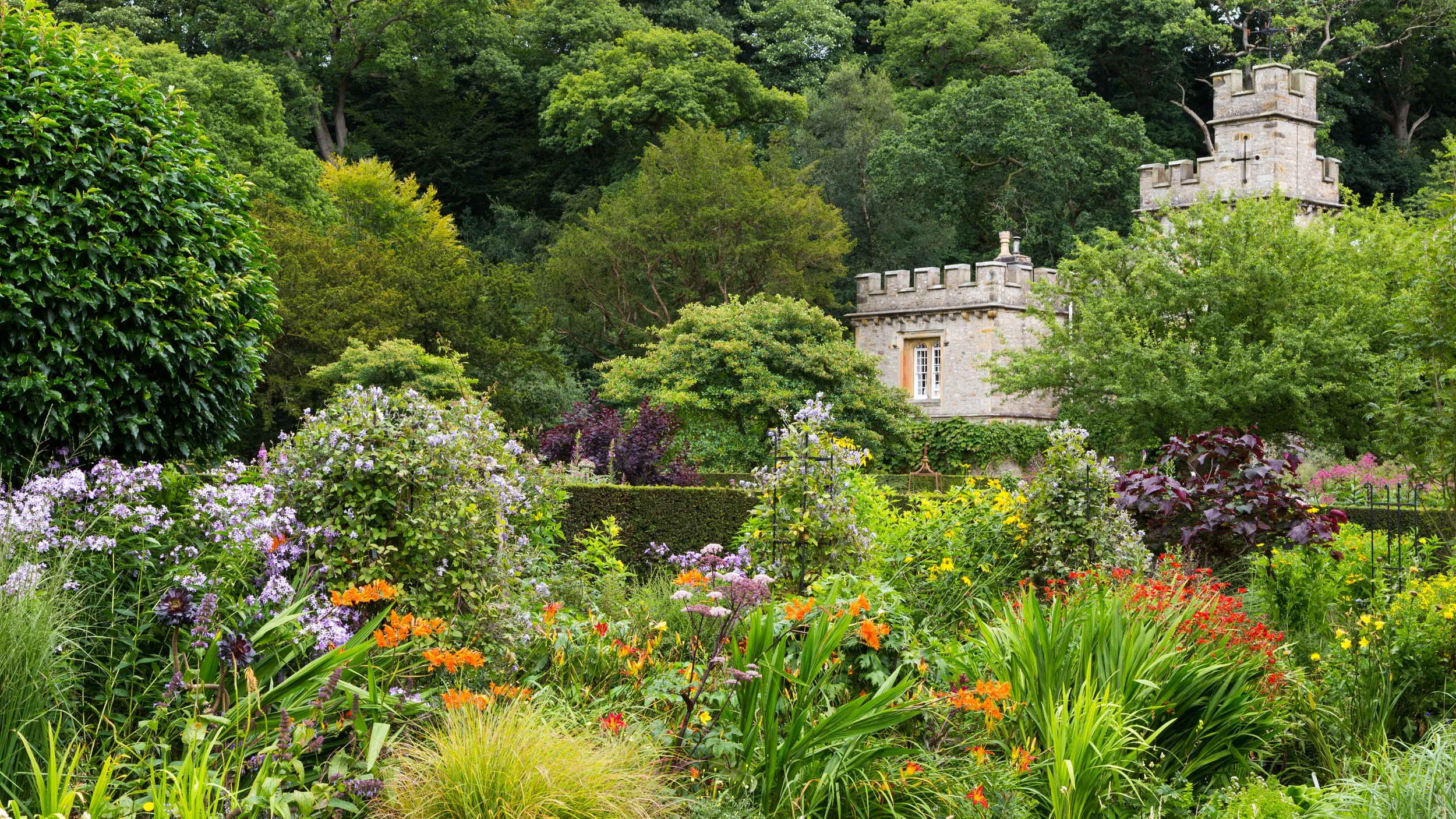 Designer Arabella Lennox-Boyd has created stunning herbaceous borders at Gresgarth Hall. Image: Chris Denning/Verve Garden Design