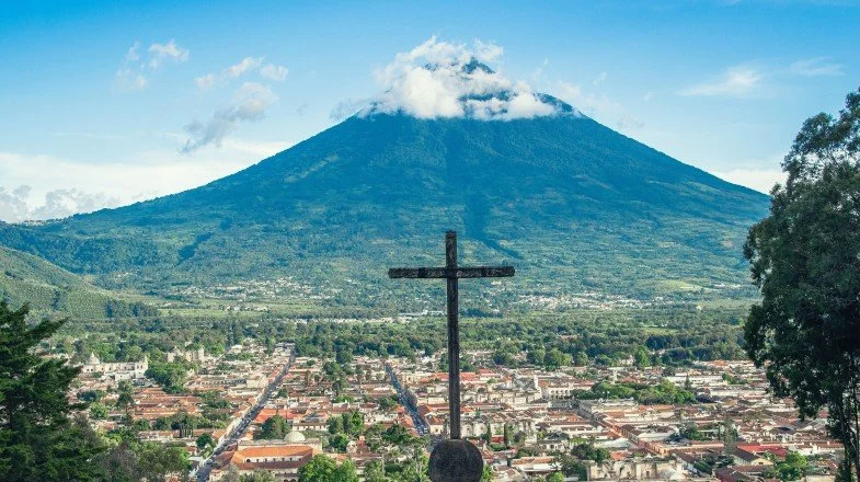 guatemala-antigua-1623369399-785X440.jpg